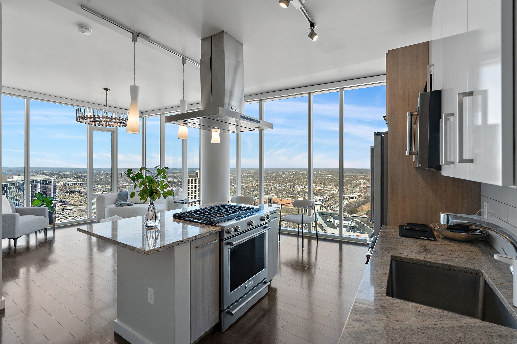 515 Church St Unit: 4310