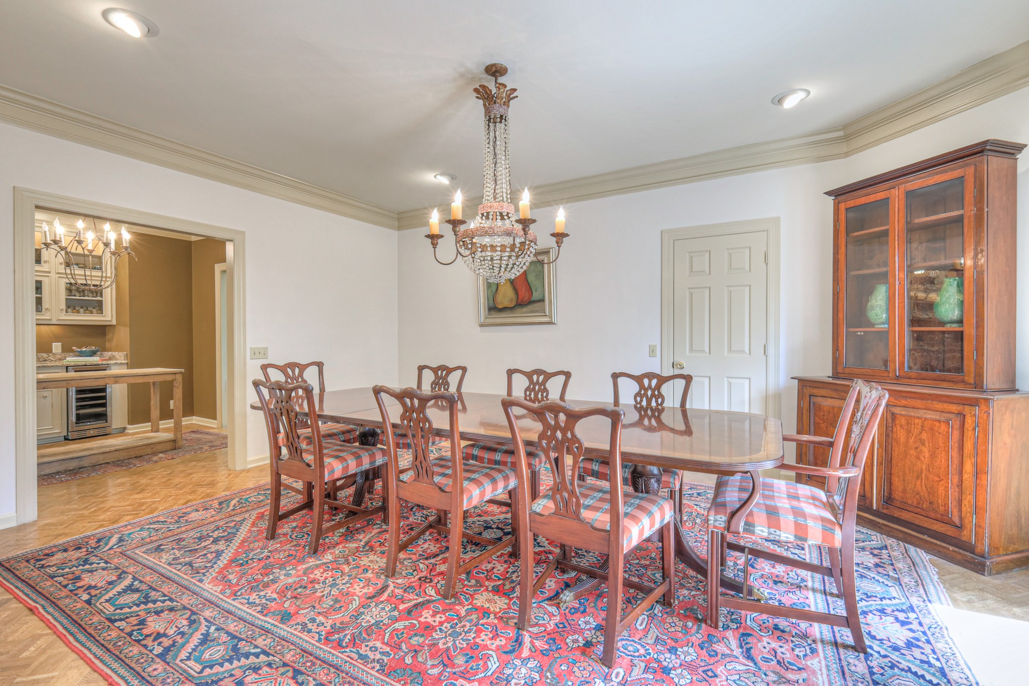 105 Burlington Ct