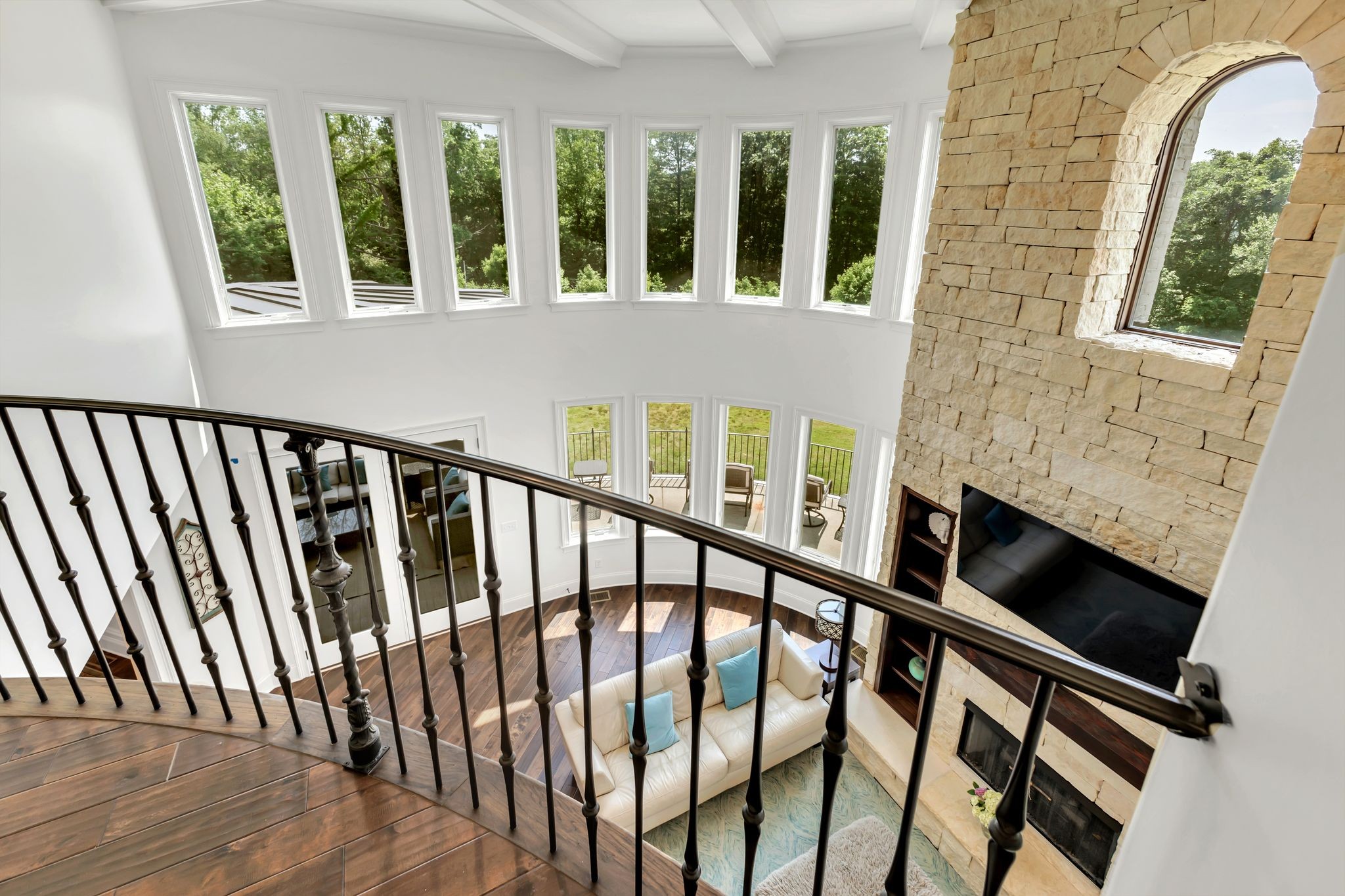 1477 S Harpeth Rd
