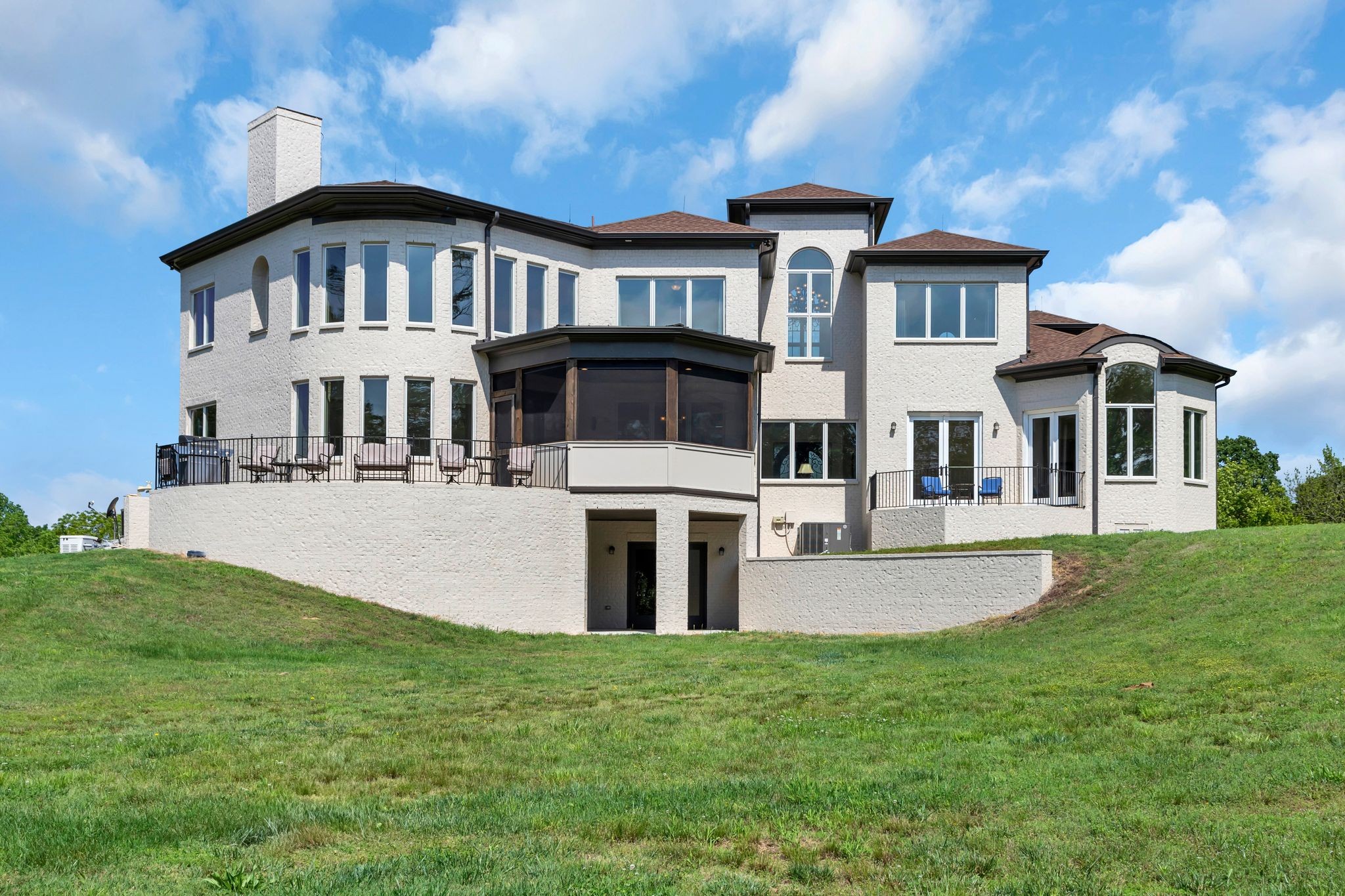 1477 S Harpeth Rd