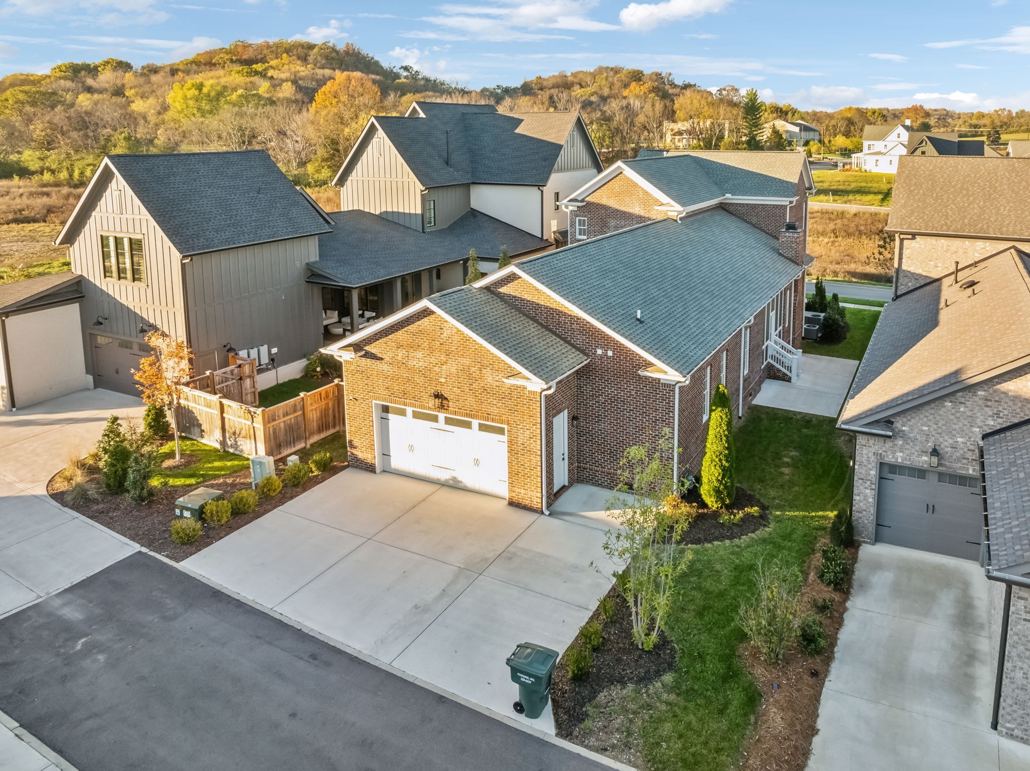 653 Jackson Falls Dr