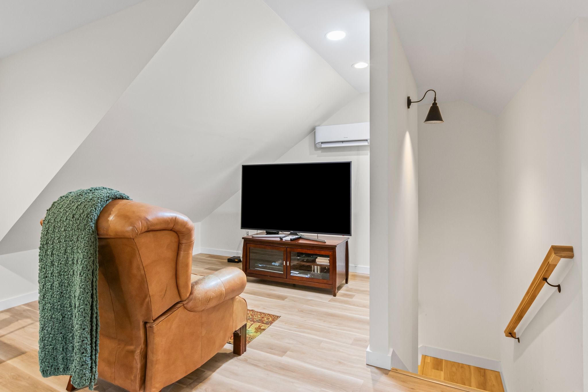120 Destineys Way