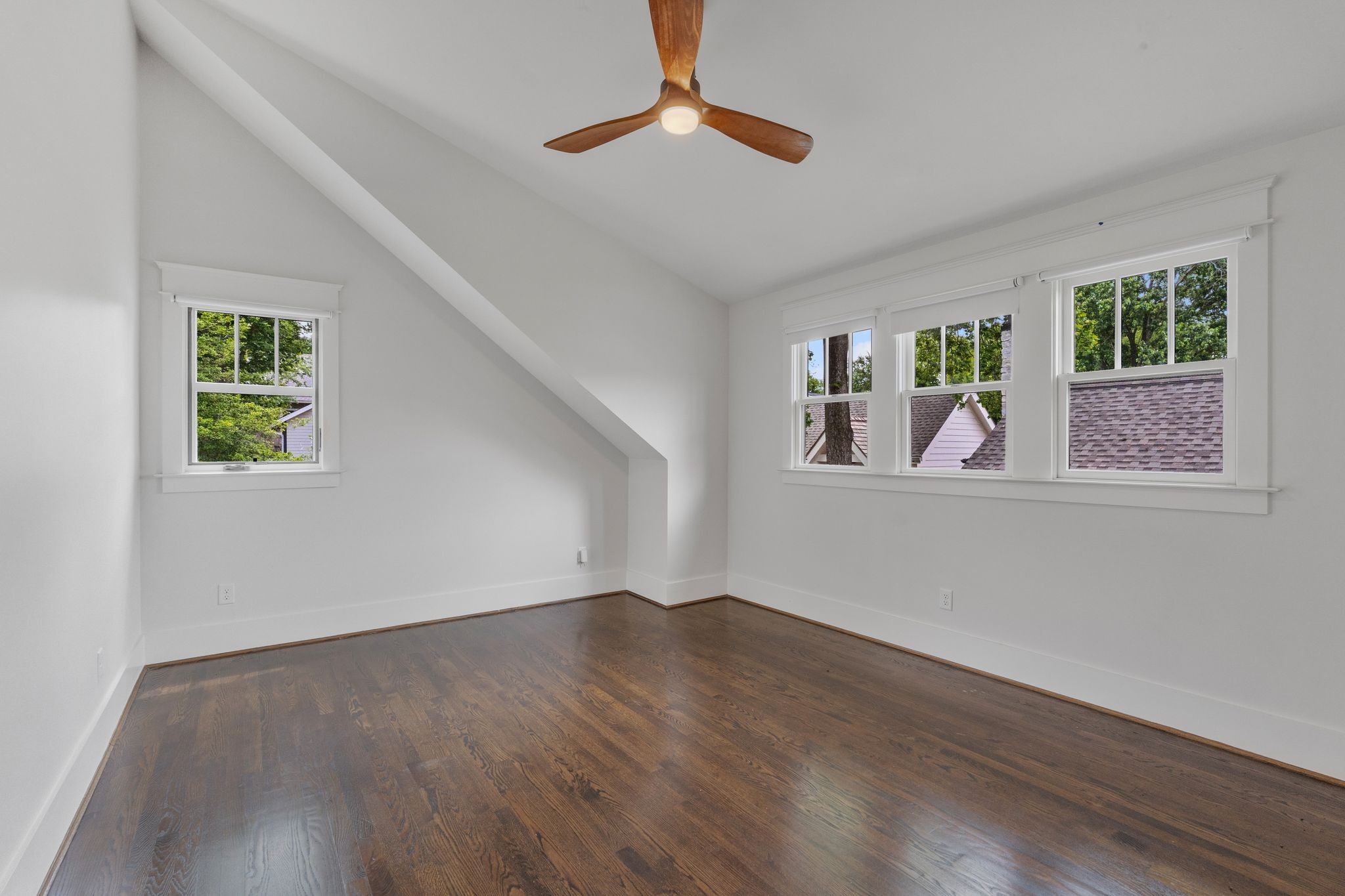 1612 Sumner Ave