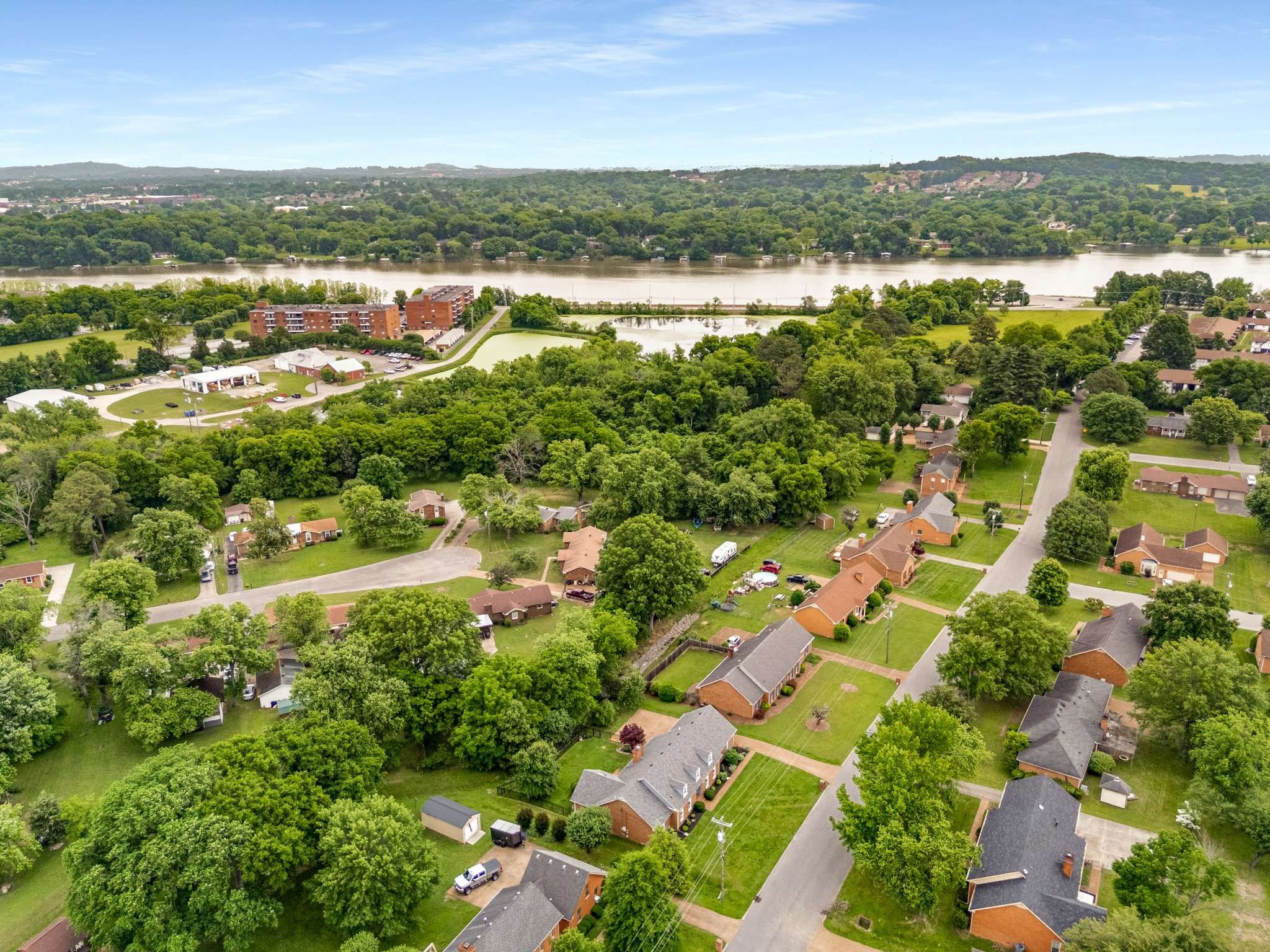 231 Connie Dr