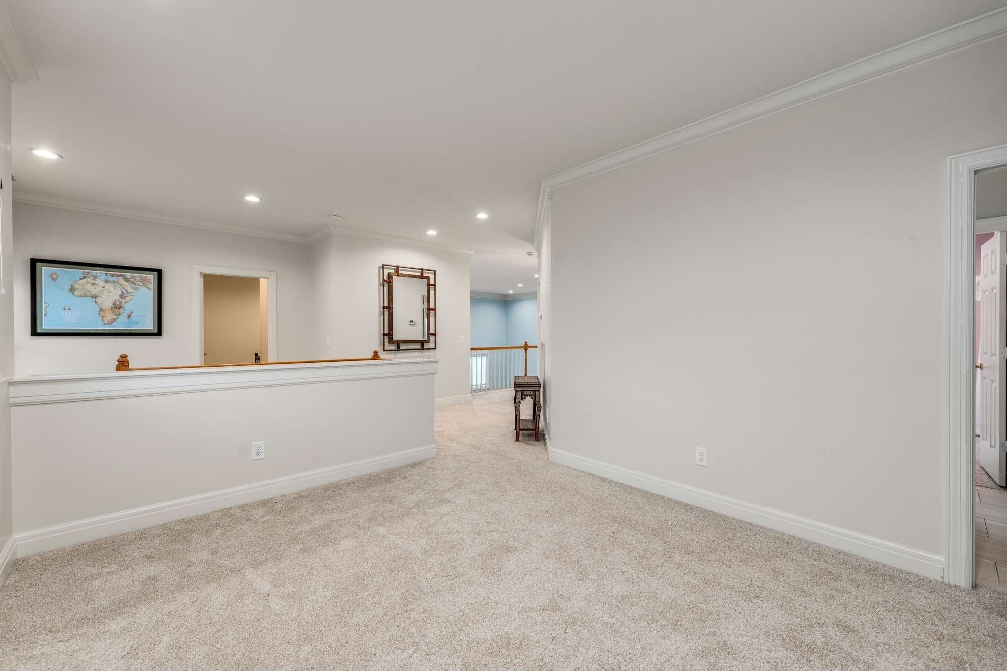 316 Whitworth Way