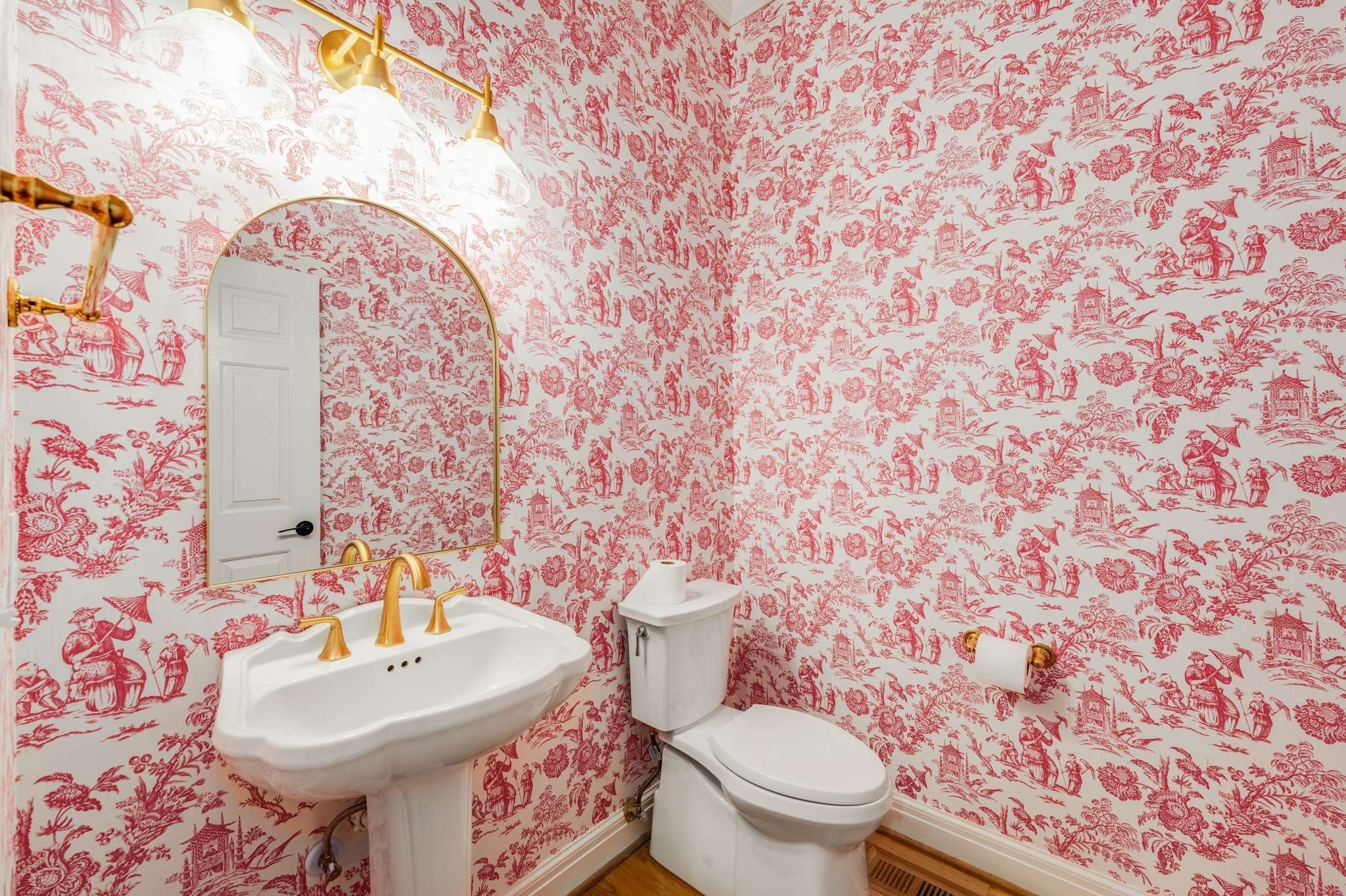 316 Whitworth Way