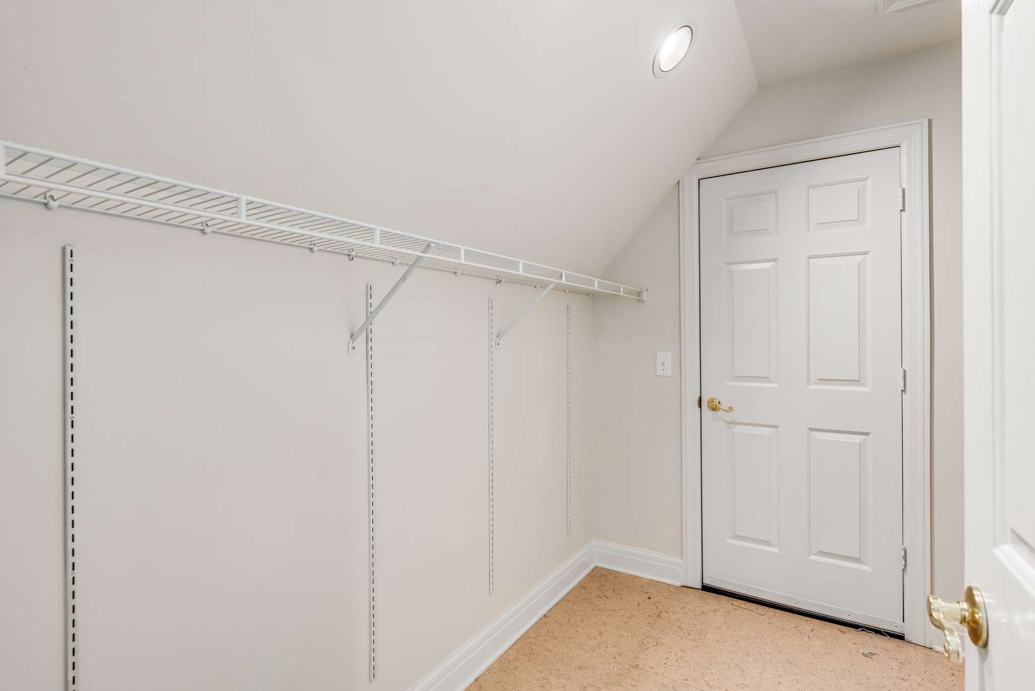 316 Whitworth Way
