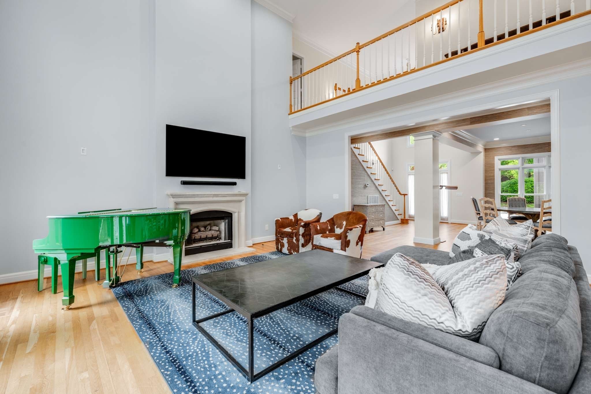 316 Whitworth Way