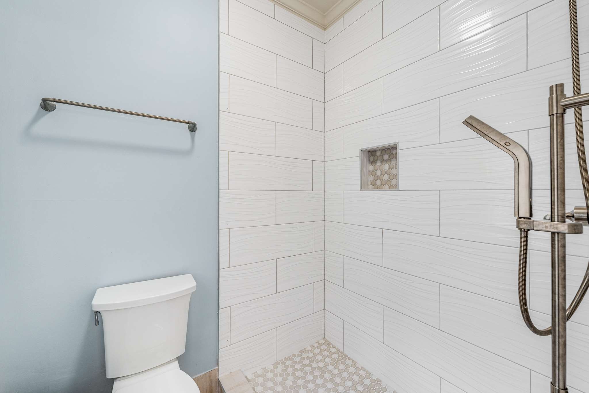 316 Whitworth Way