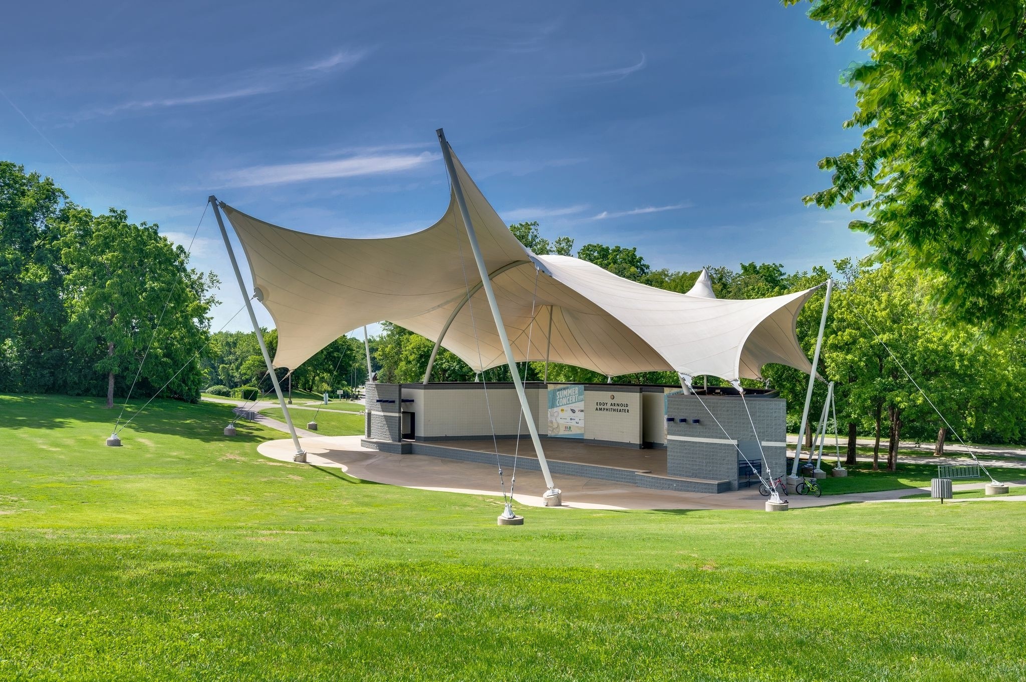 1069 Walnut Bend Lane