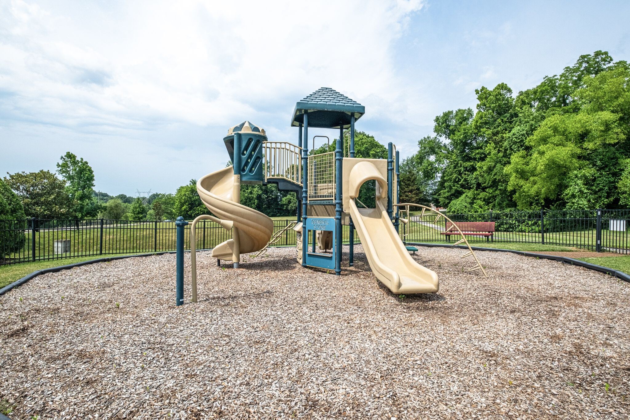 1069 Walnut Bend Lane