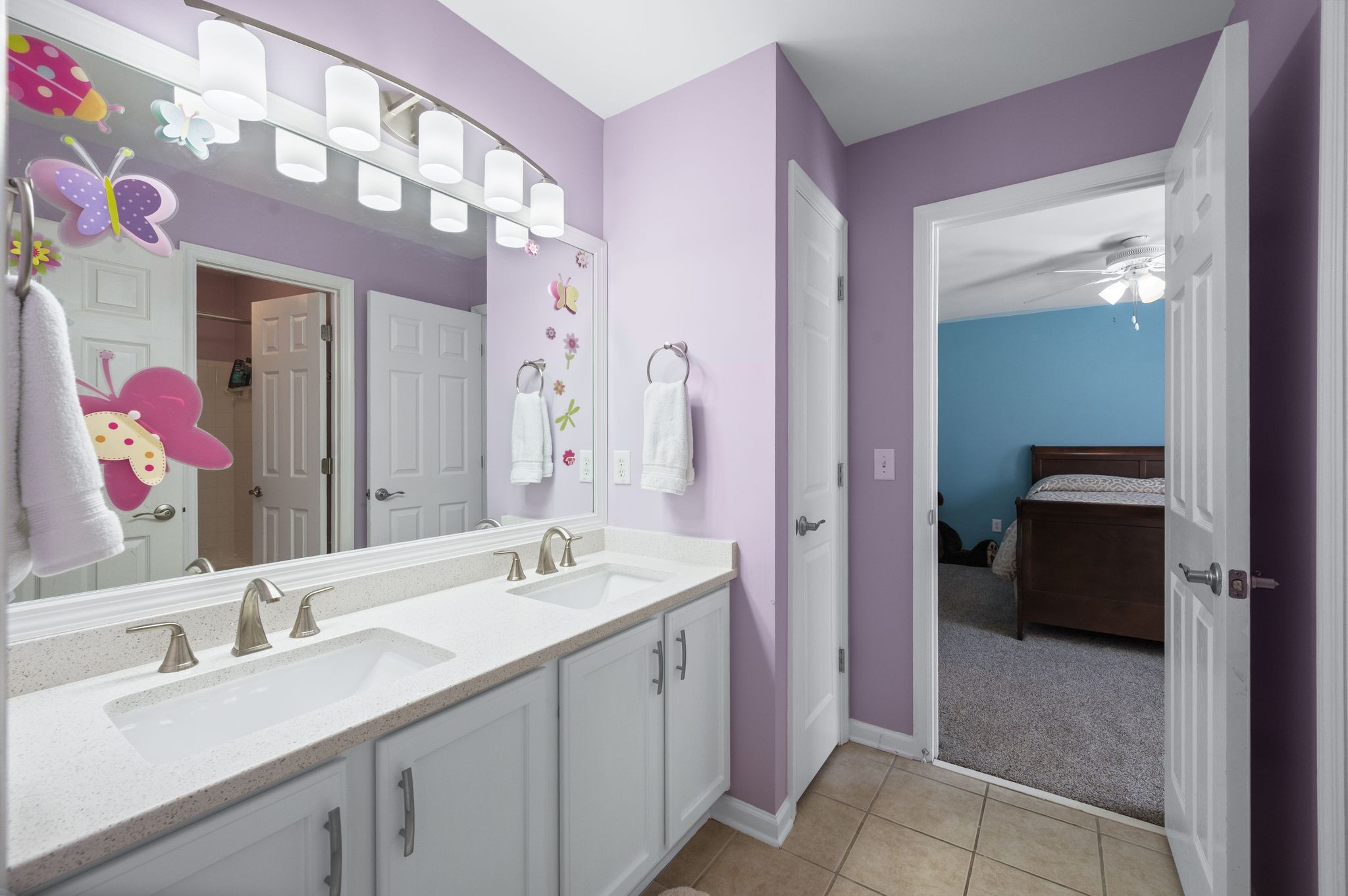 1069 Walnut Bend Lane