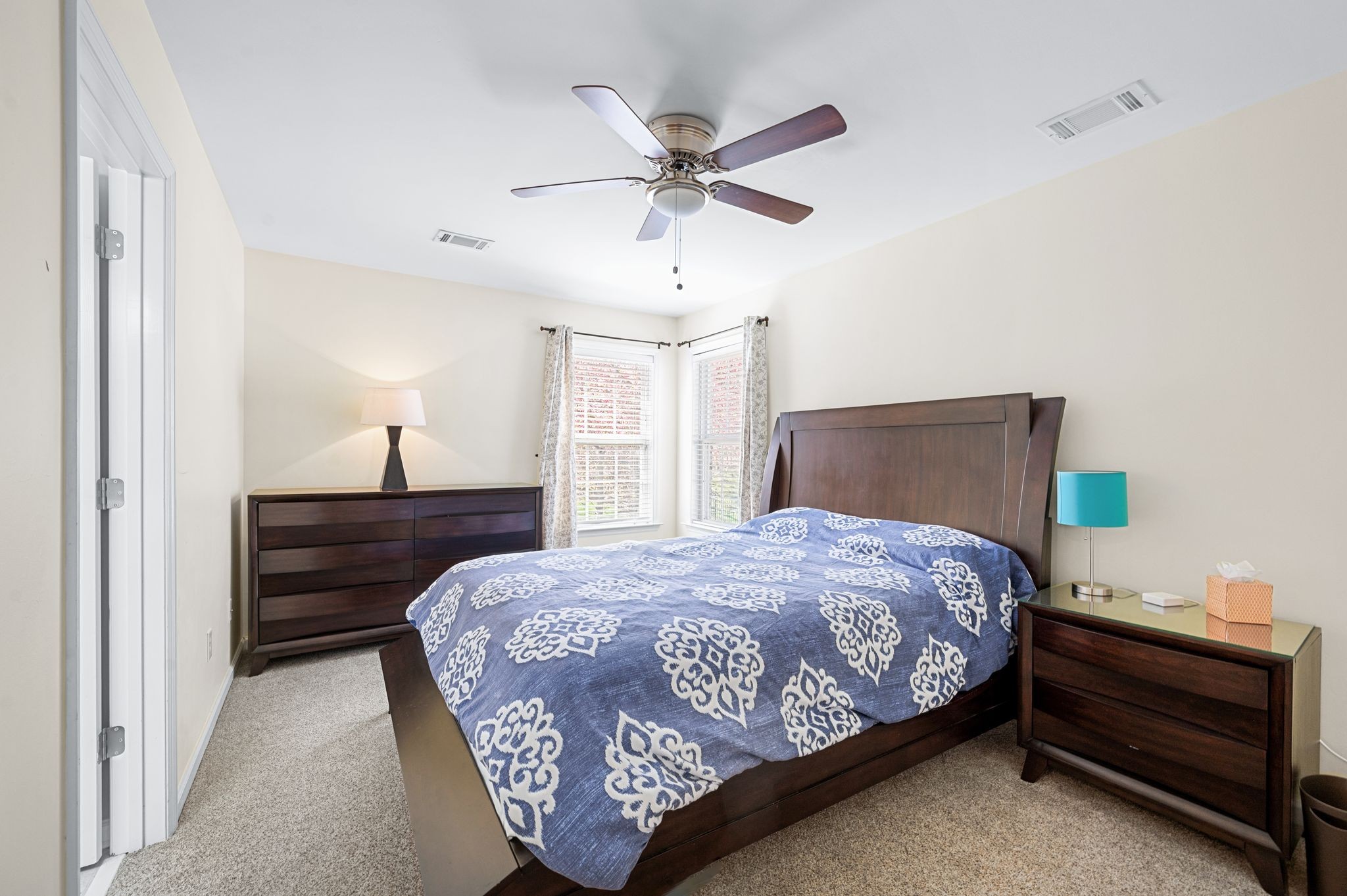 1069 Walnut Bend Lane