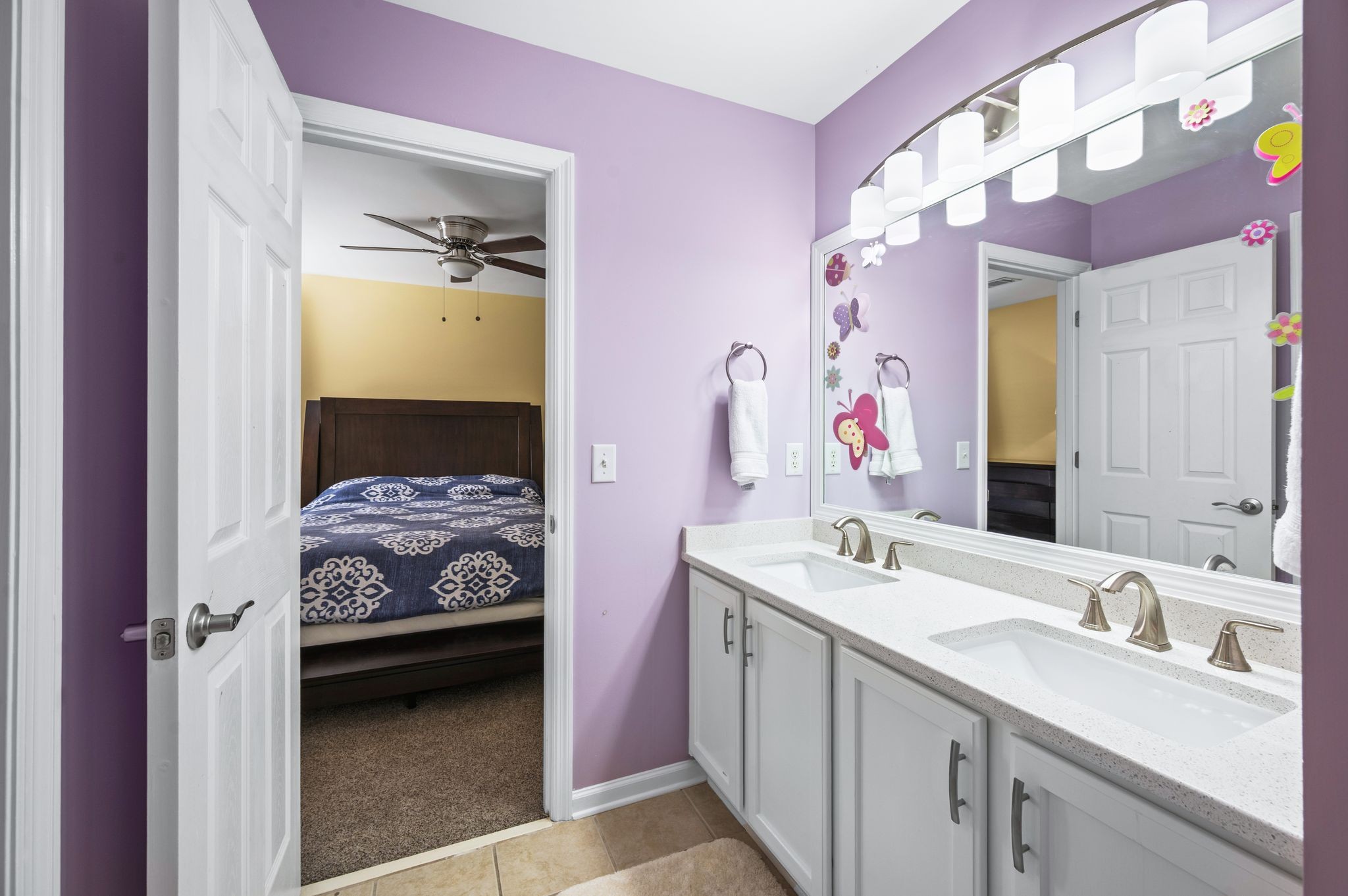 1069 Walnut Bend Lane