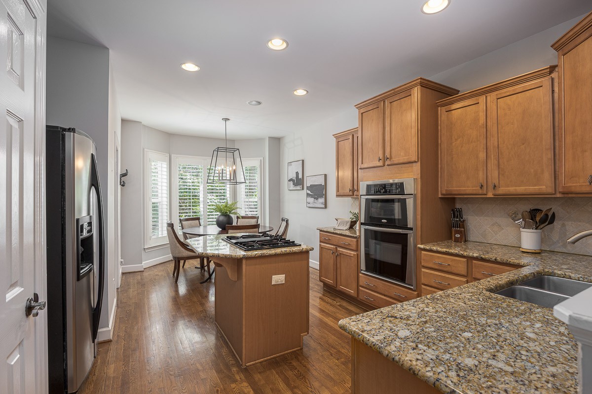 960 Caldwell Ln