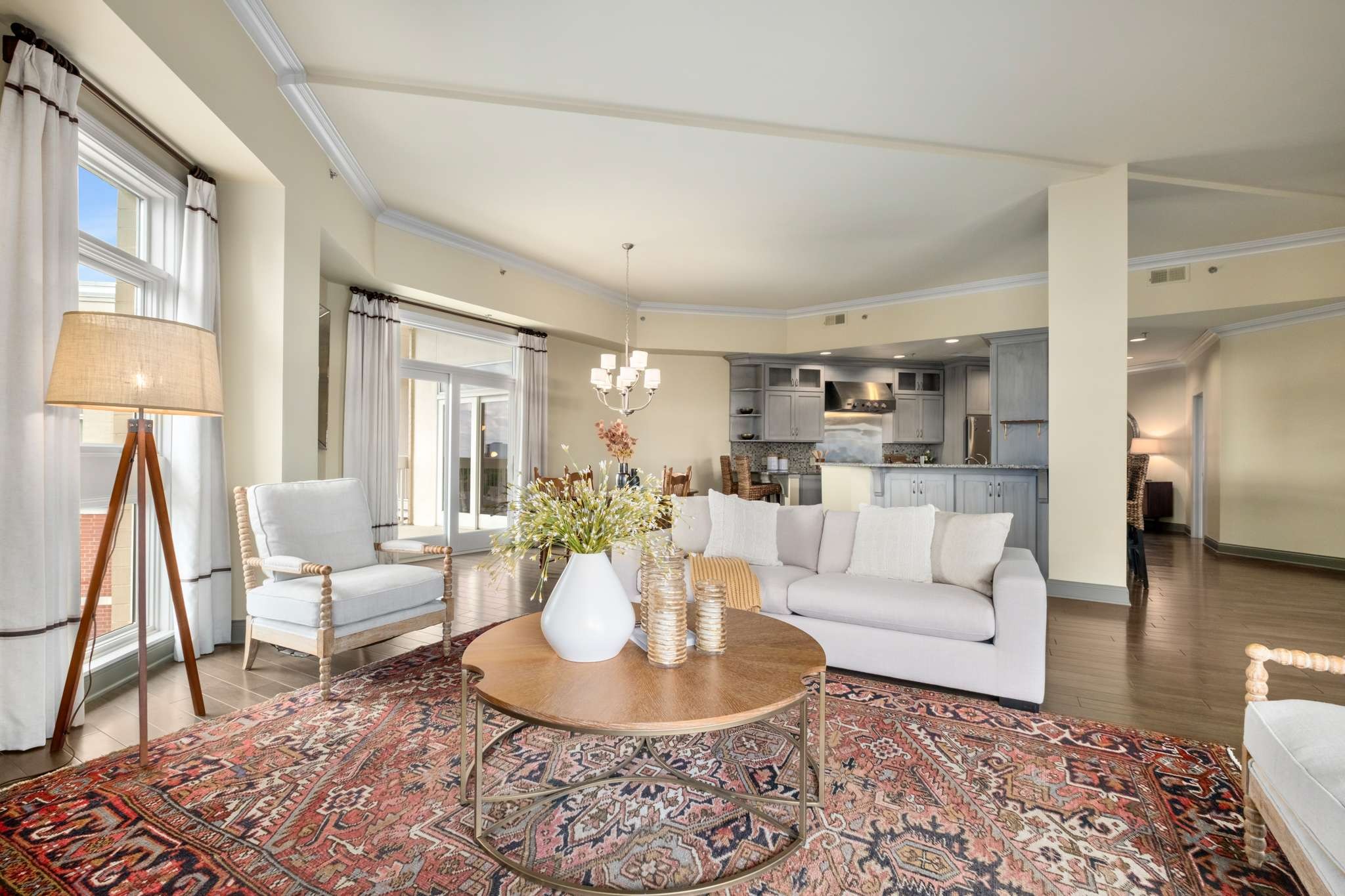 110 31st Ave, N Unit: 1004