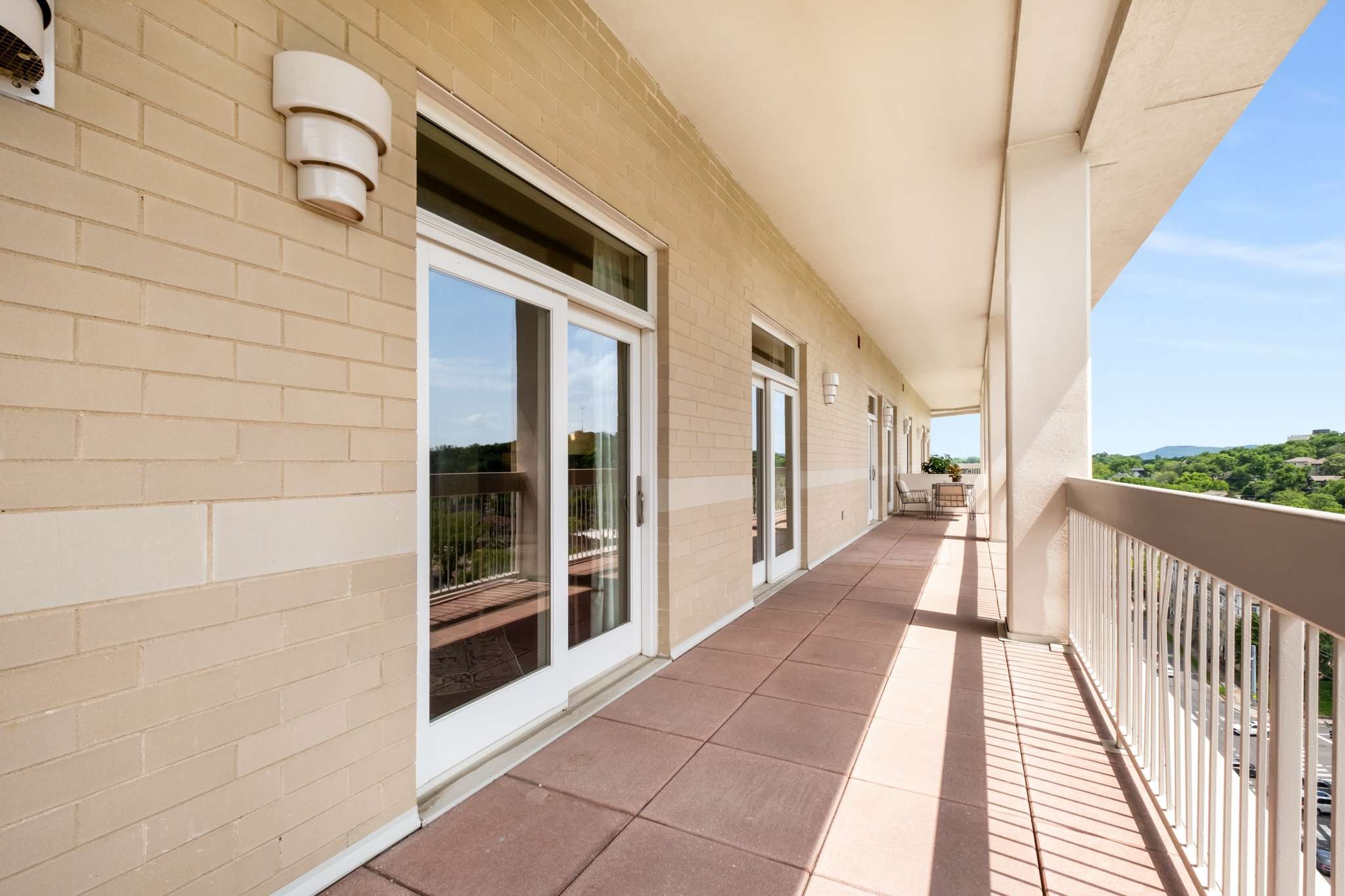 110 31st Ave, N Unit: 1004