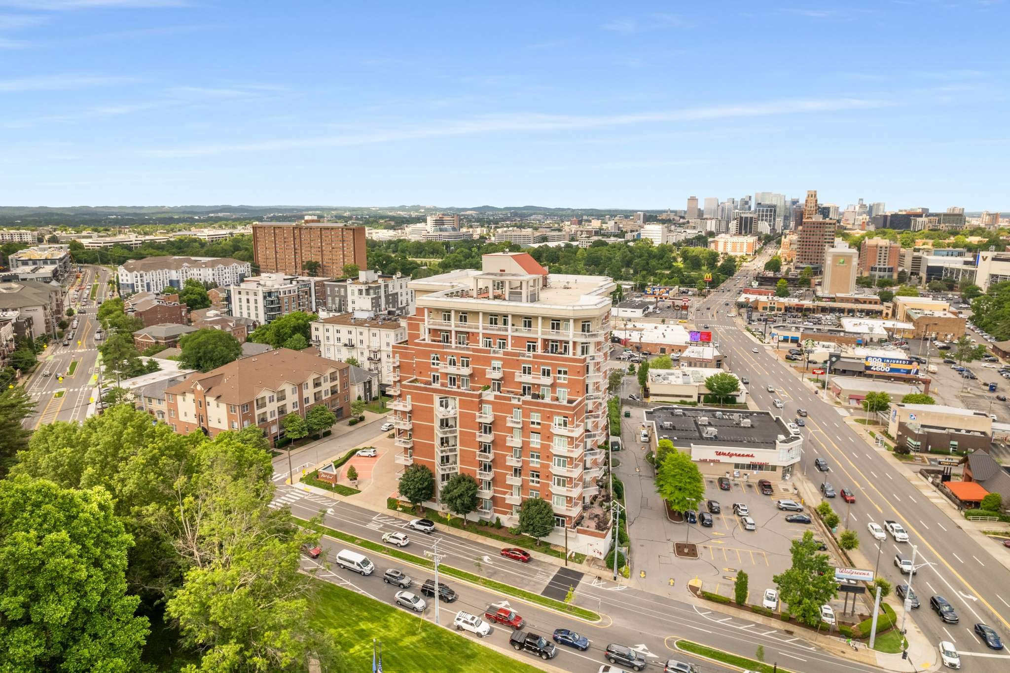 110 31st Ave, N Unit: 1004