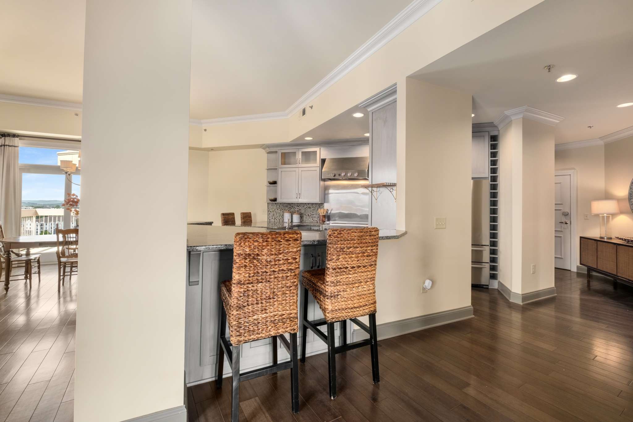 110 31st Ave, N Unit: 1004