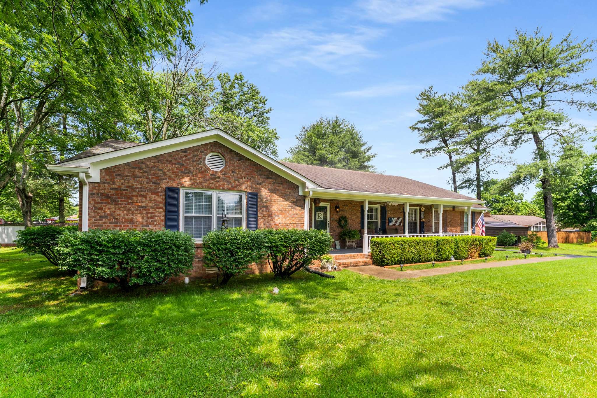 513 Rose Cir