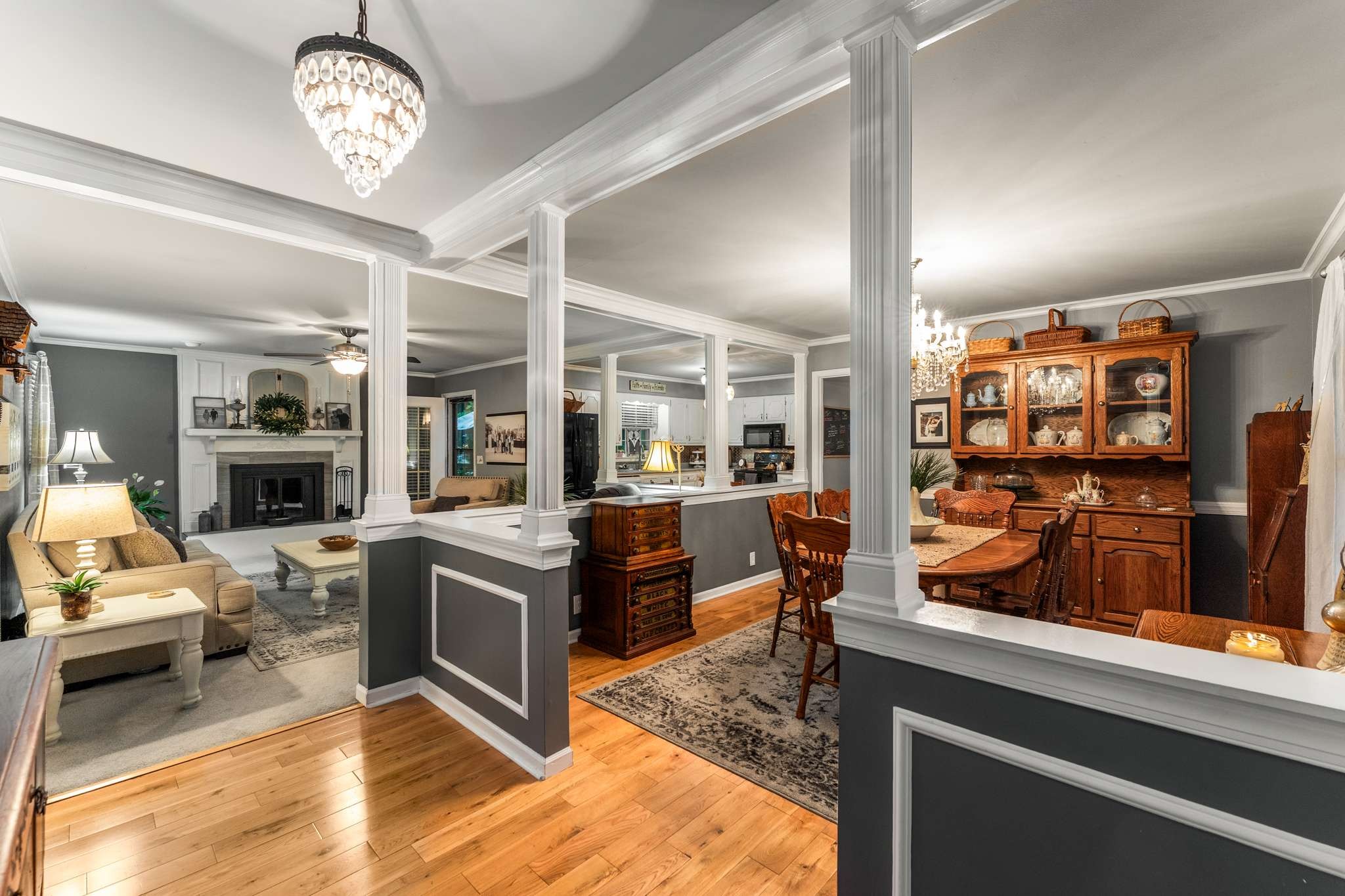 513 Rose Cir