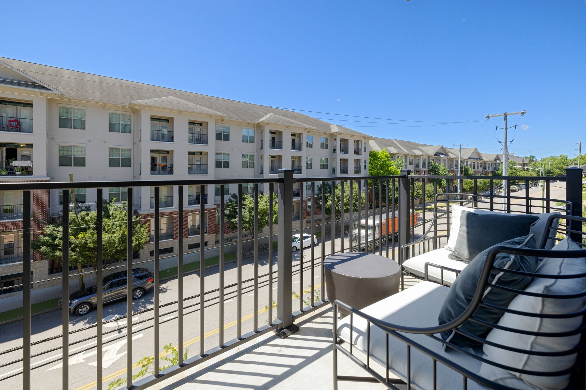 303 31st Ave, N Unit: 305