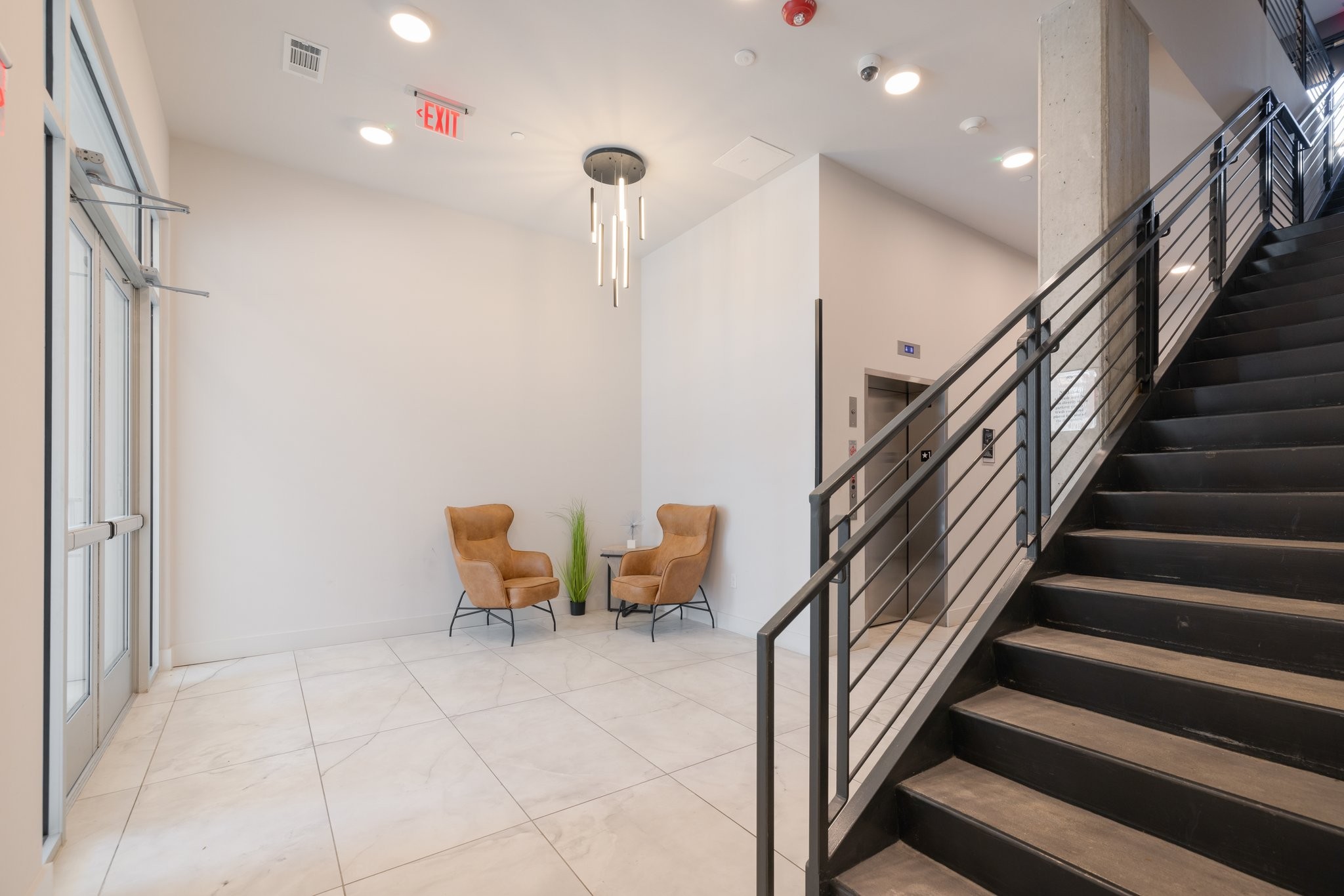 303 31st Ave, N Unit: 305