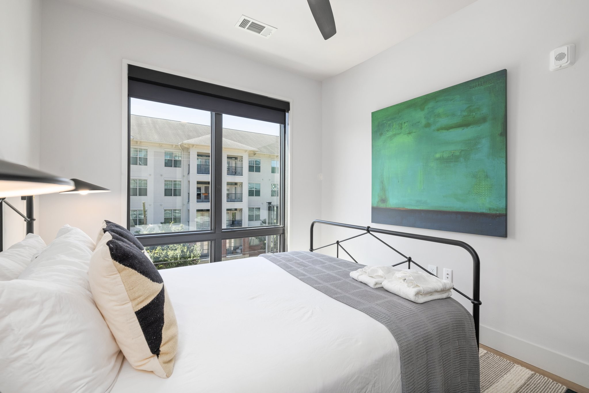 303 31st Ave, N Unit: 305
