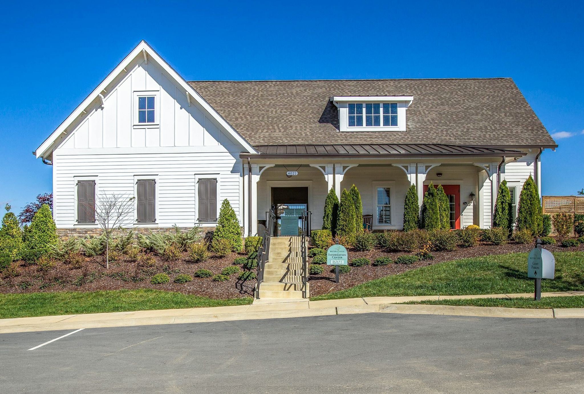 3023 Moultrie Cir