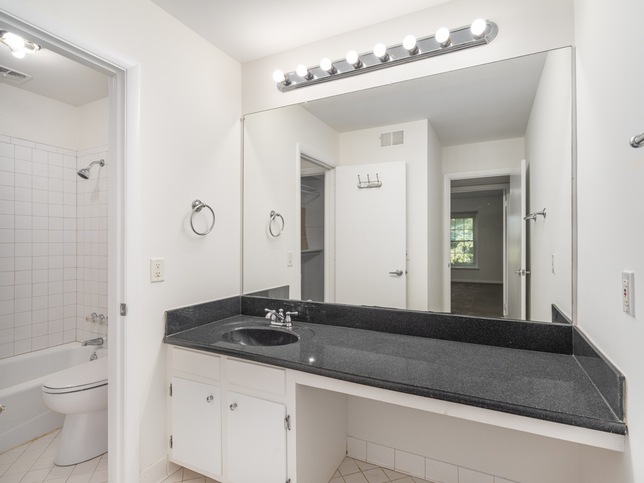 3000 Hillsboro Pike Unit: 61