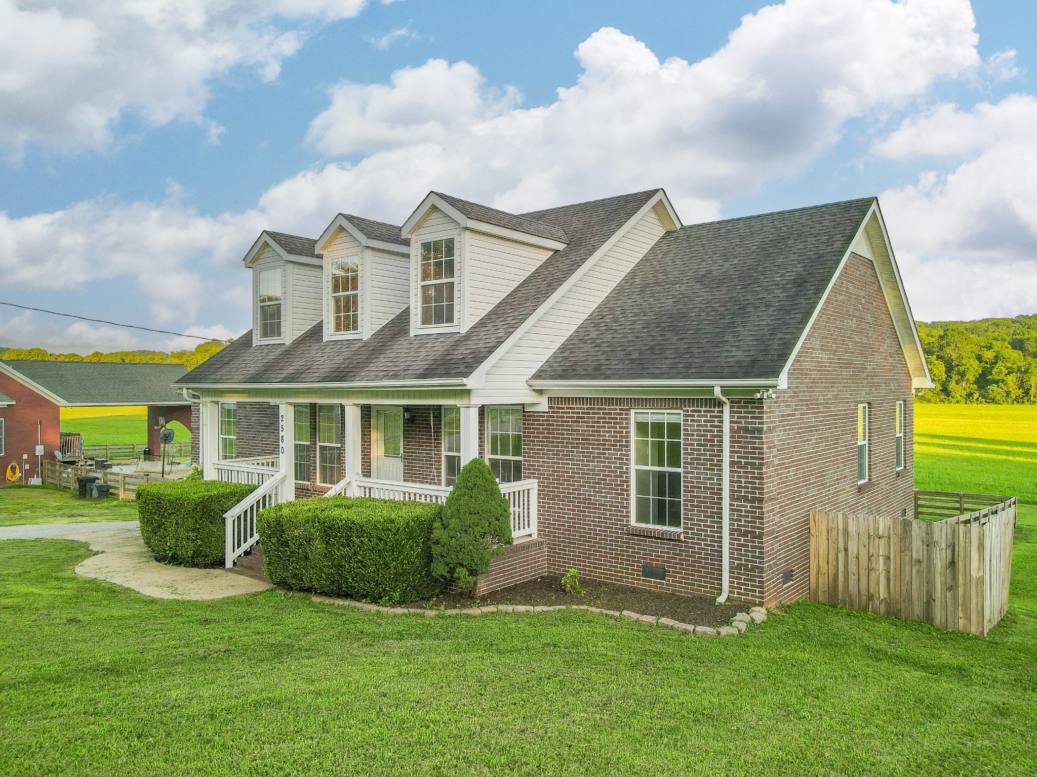 2580 Cornersville Rd