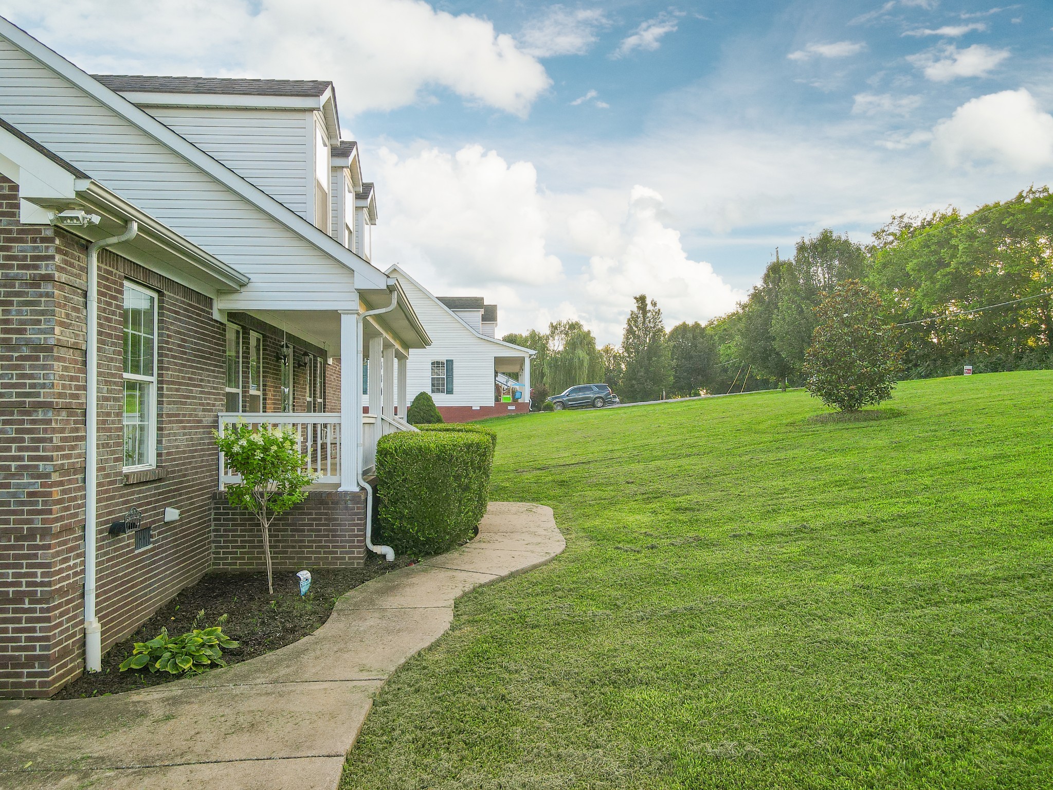 2580 Cornersville Rd