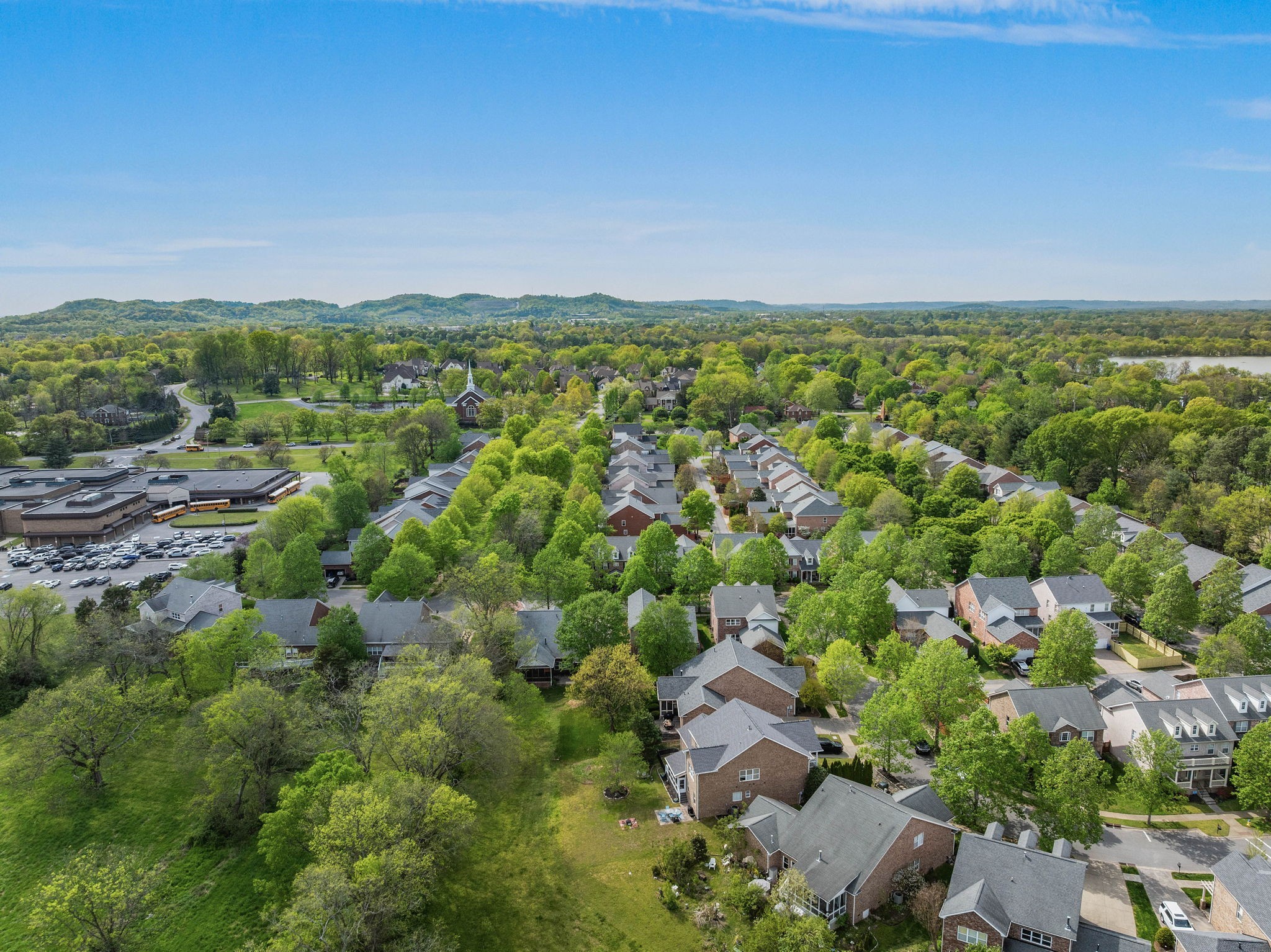 207 Schoolpath Ln