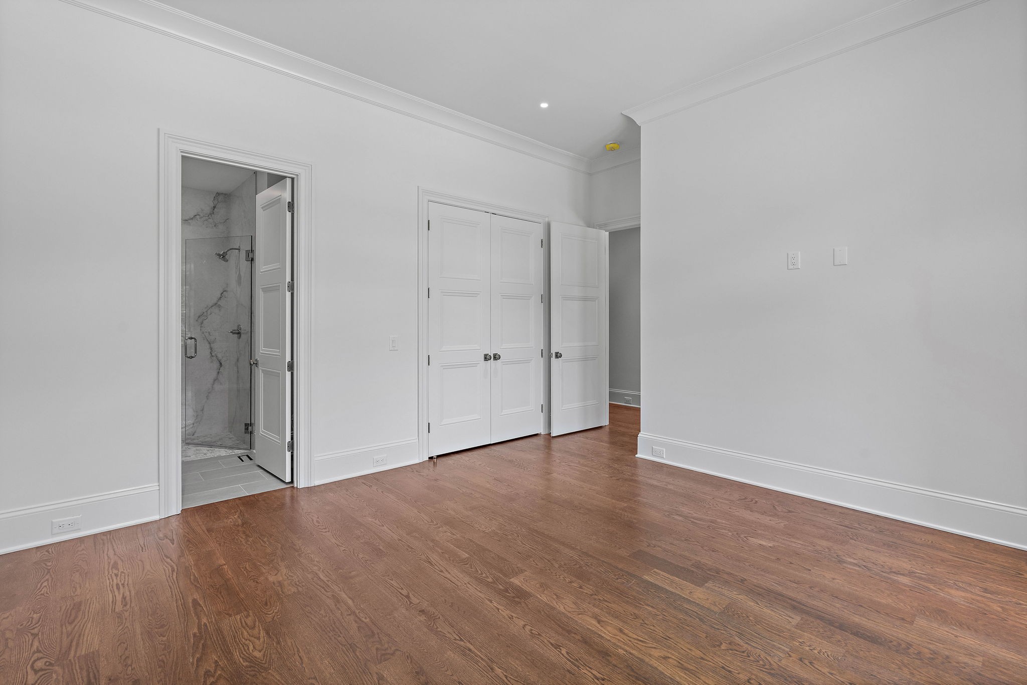 705 Darden Pl