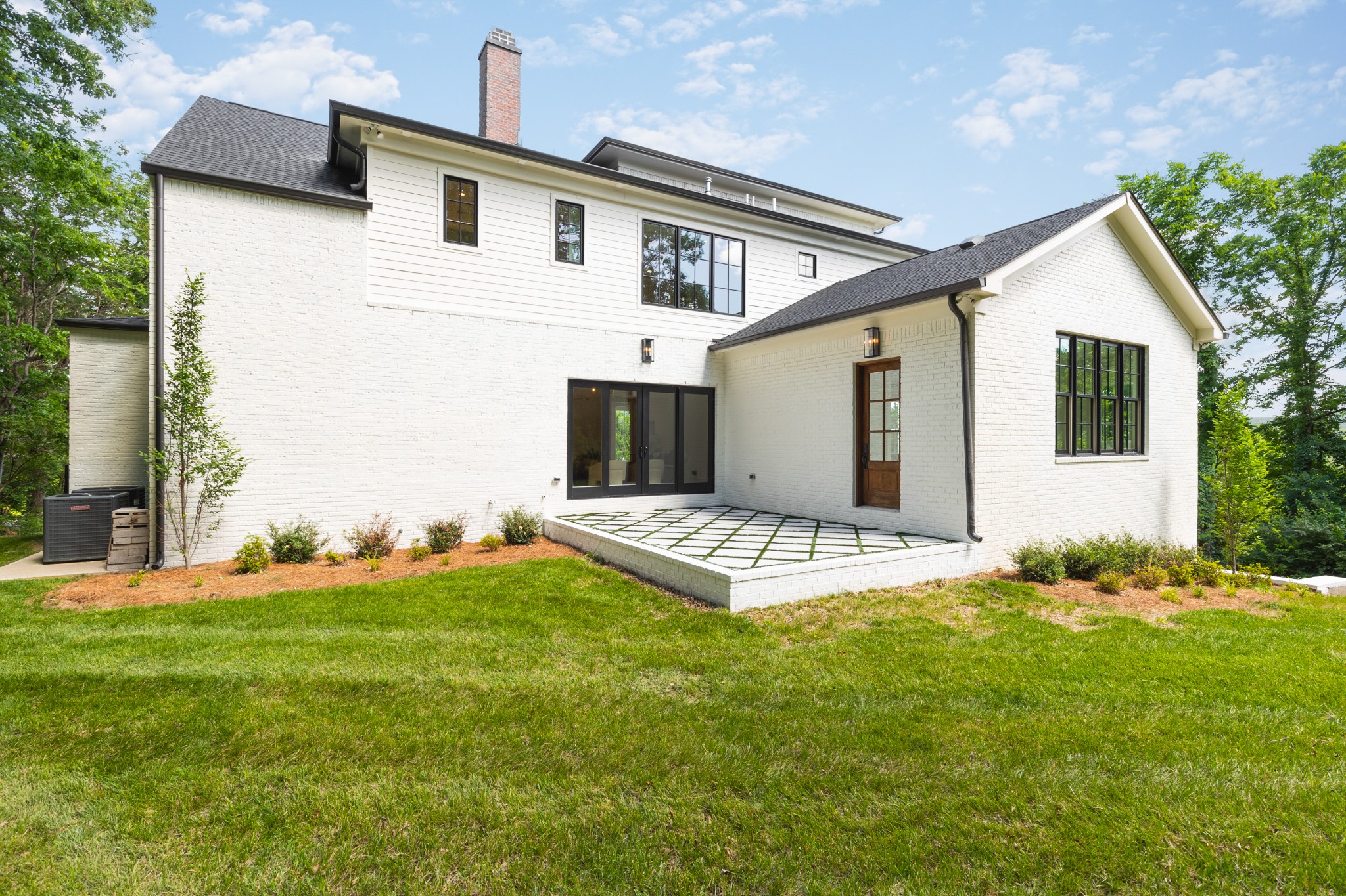 4527 Wayland Dr