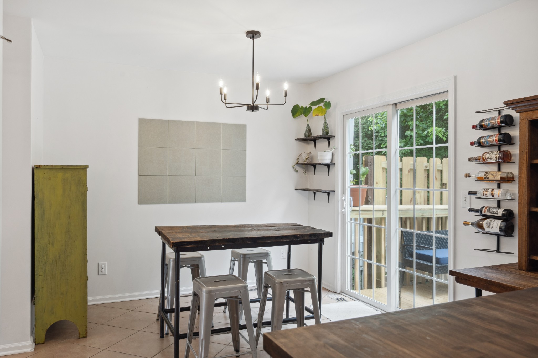 488 Huntington Ridge Dr