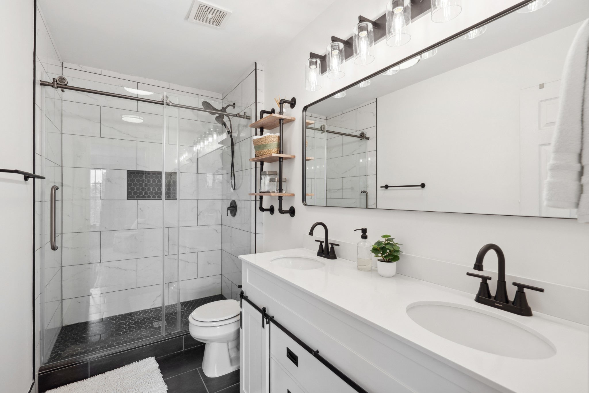 488 Huntington Ridge Dr