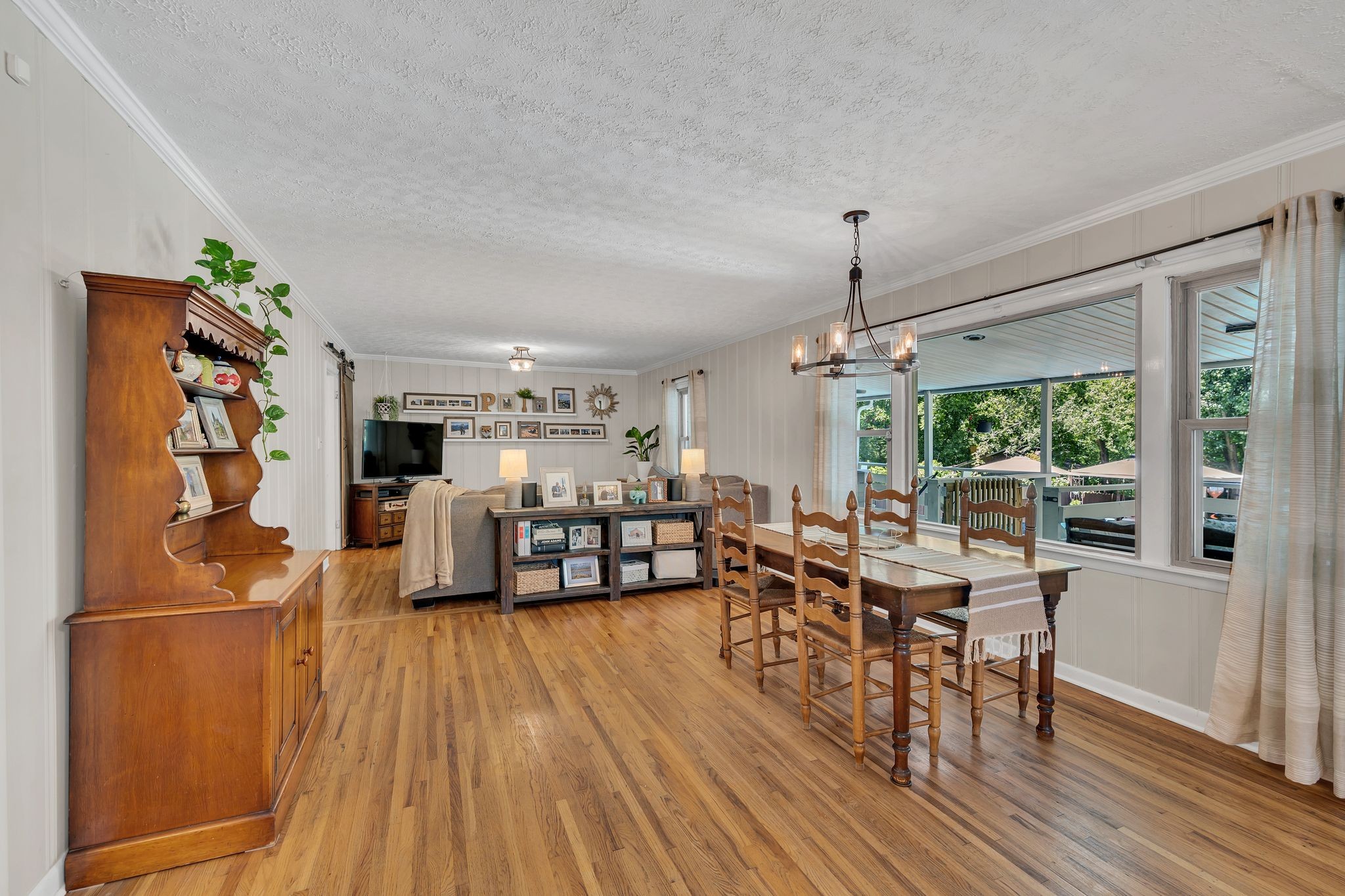 258 Morton Ave