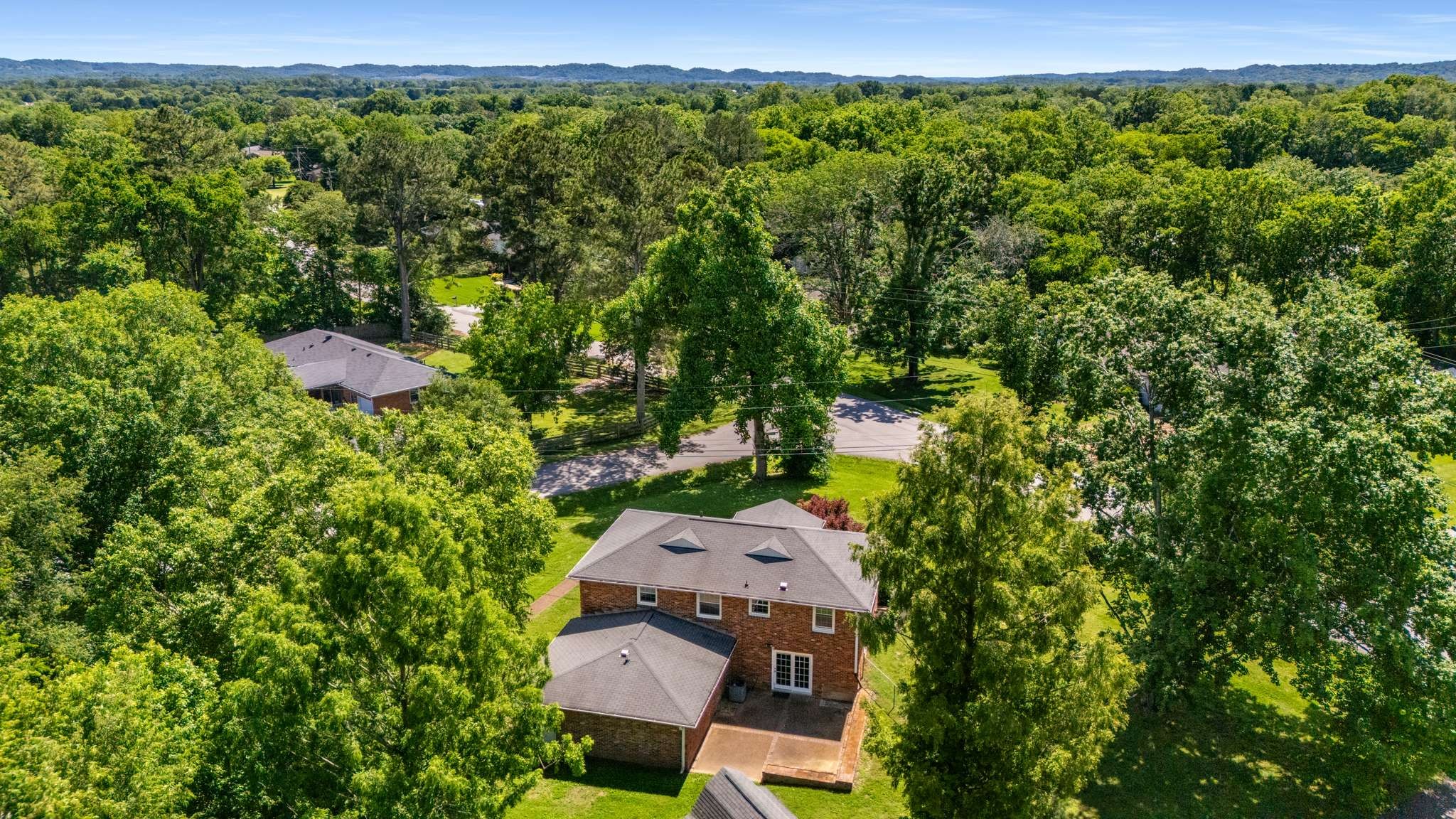 604 Meadowgreen Dr