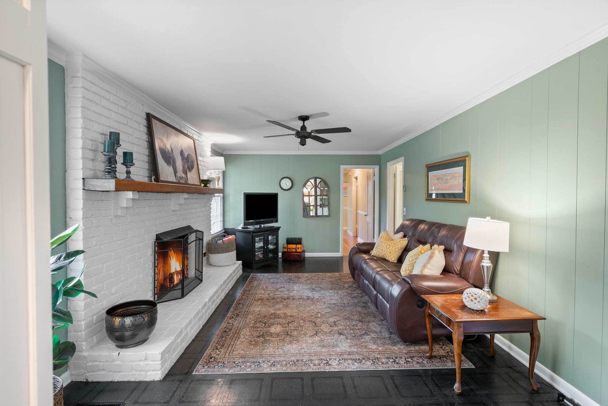 44 Vaughns Gap Rd