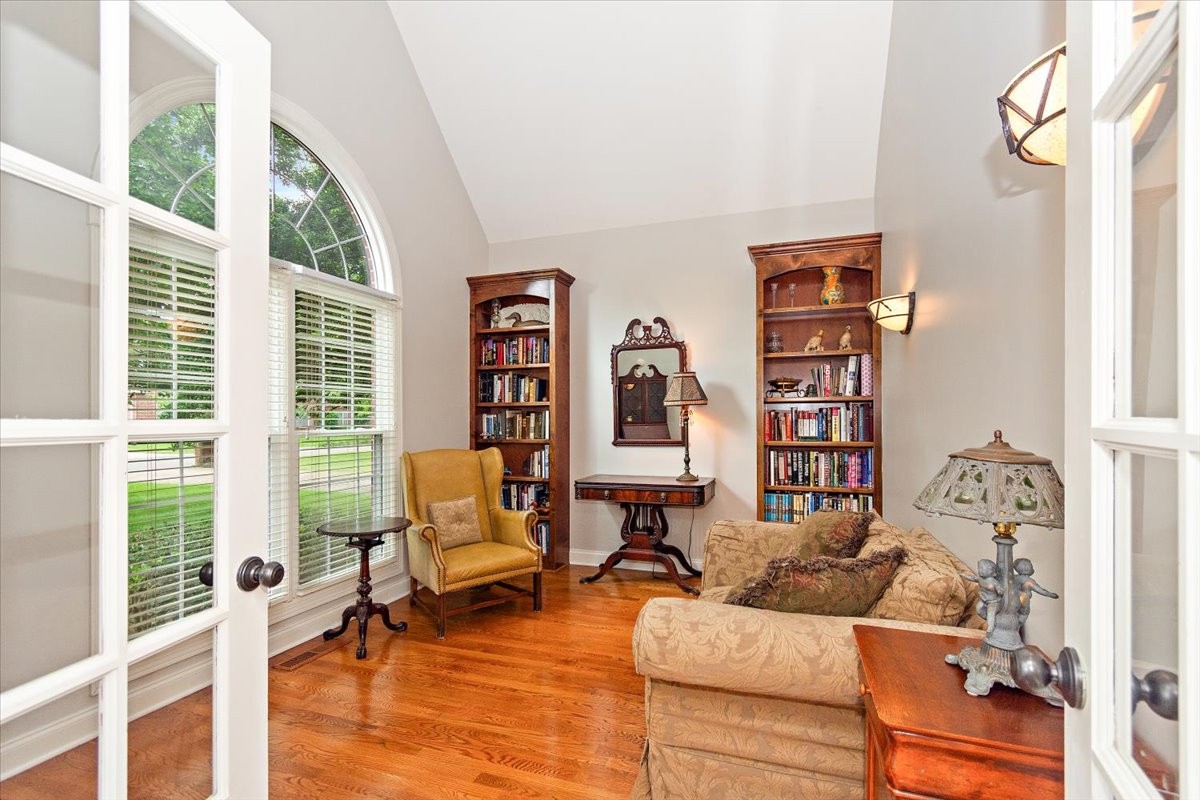 2214 Woodridge Trl