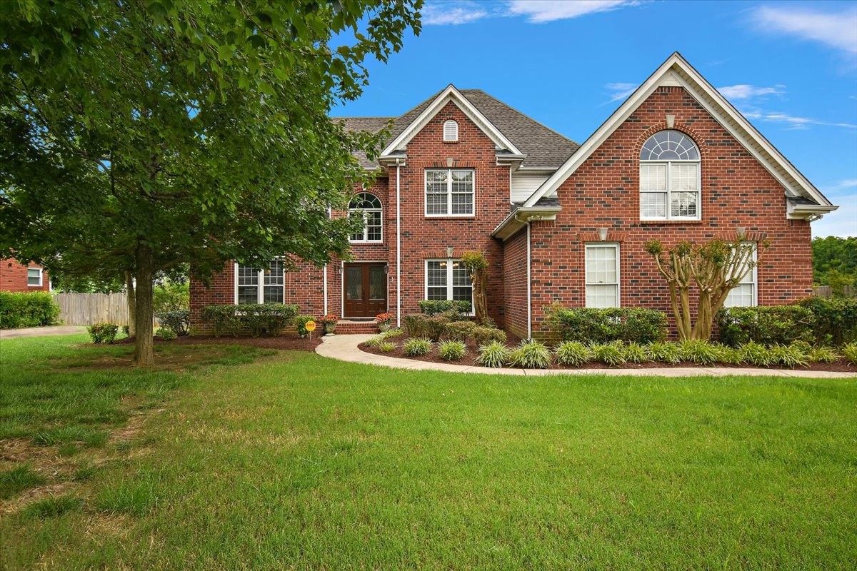 2214 Woodridge Trl