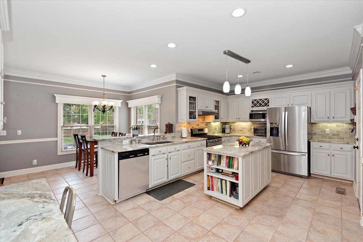 2214 Woodridge Trl
