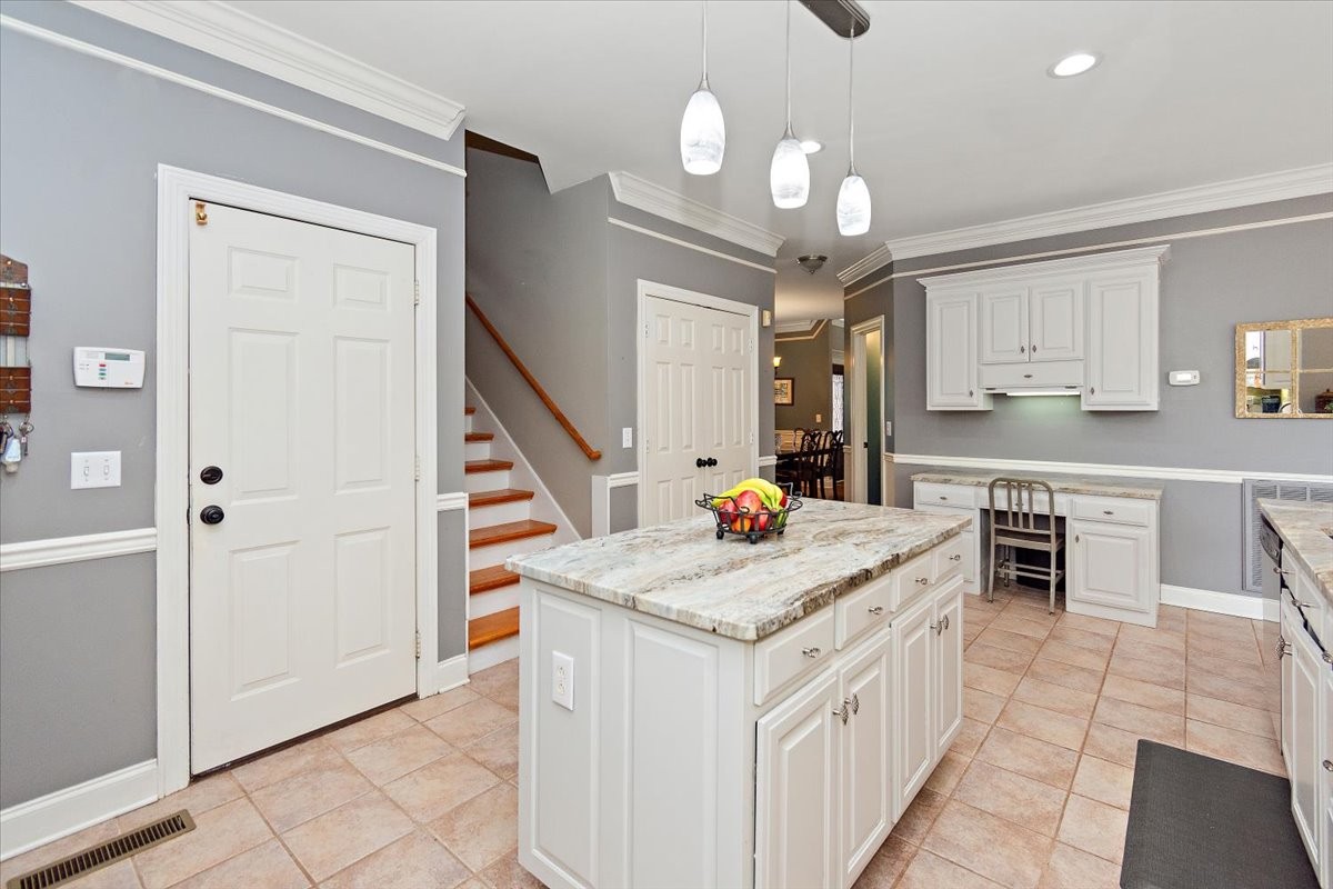 2214 Woodridge Trl