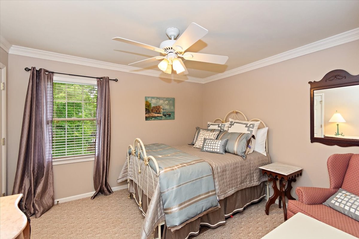 2214 Woodridge Trl