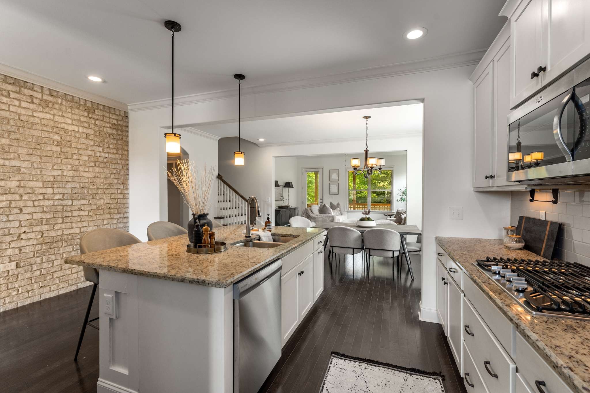 23 Hope Ct