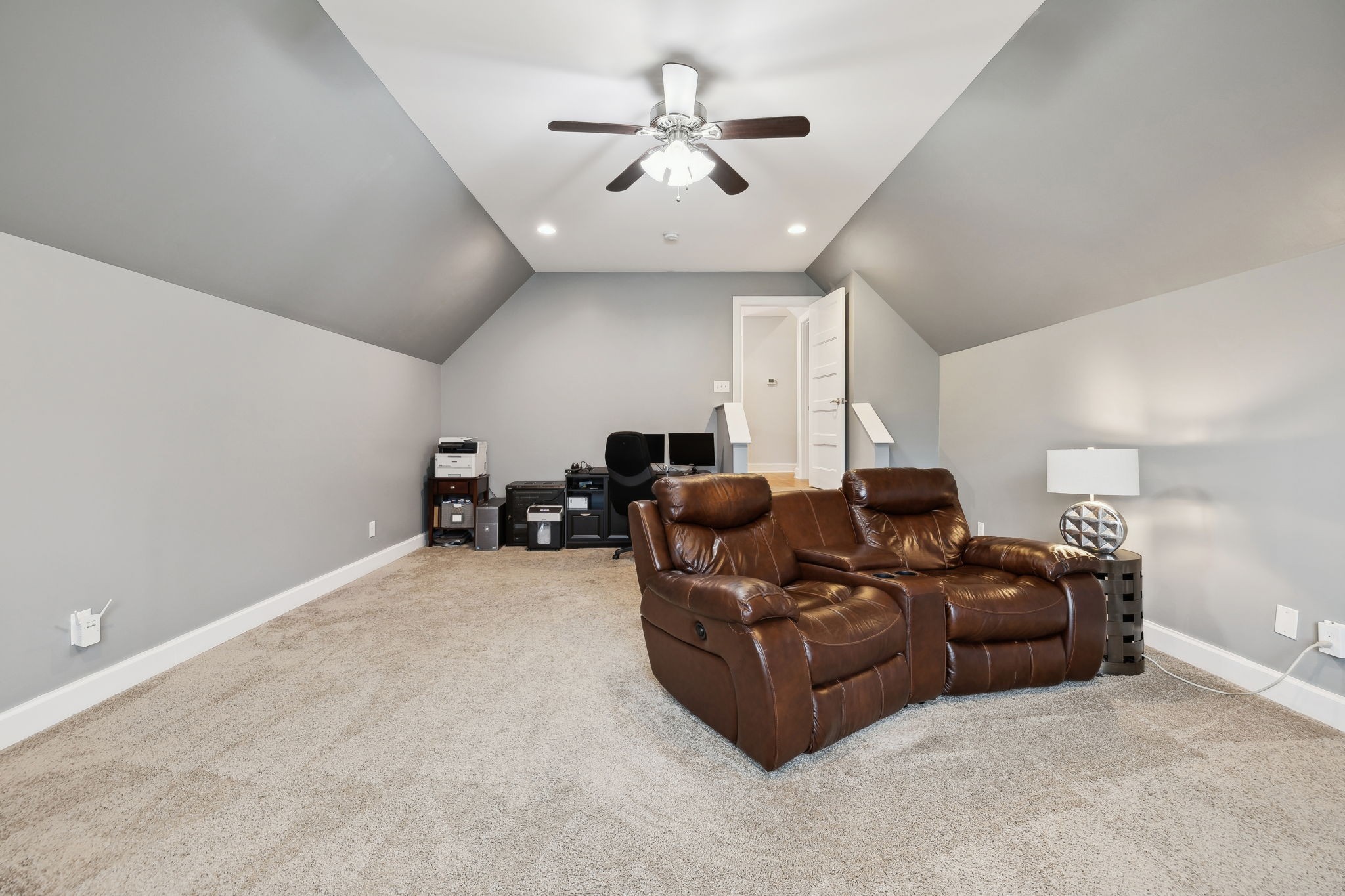 217 Valley Bend Dr