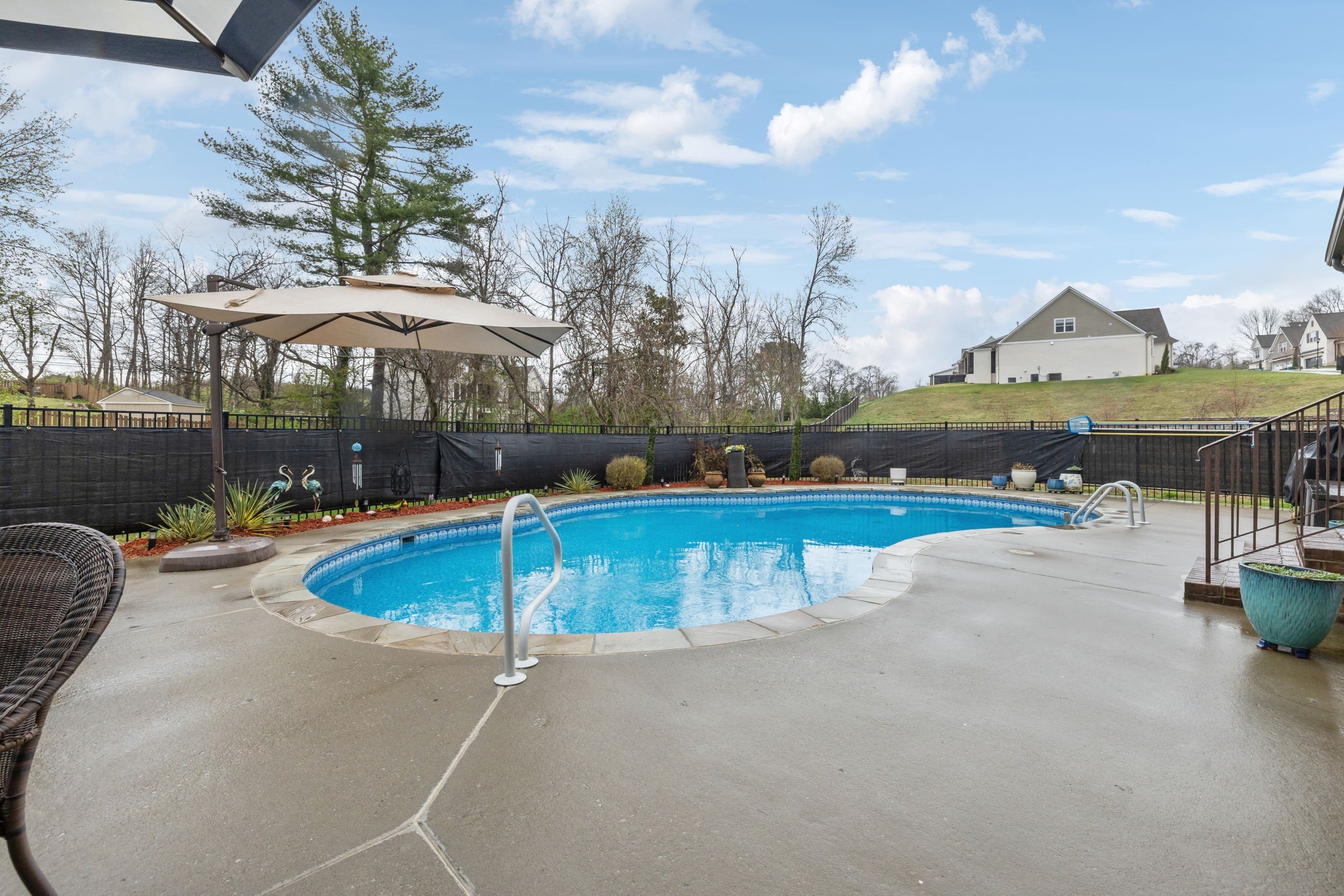 217 Valley Bend Dr