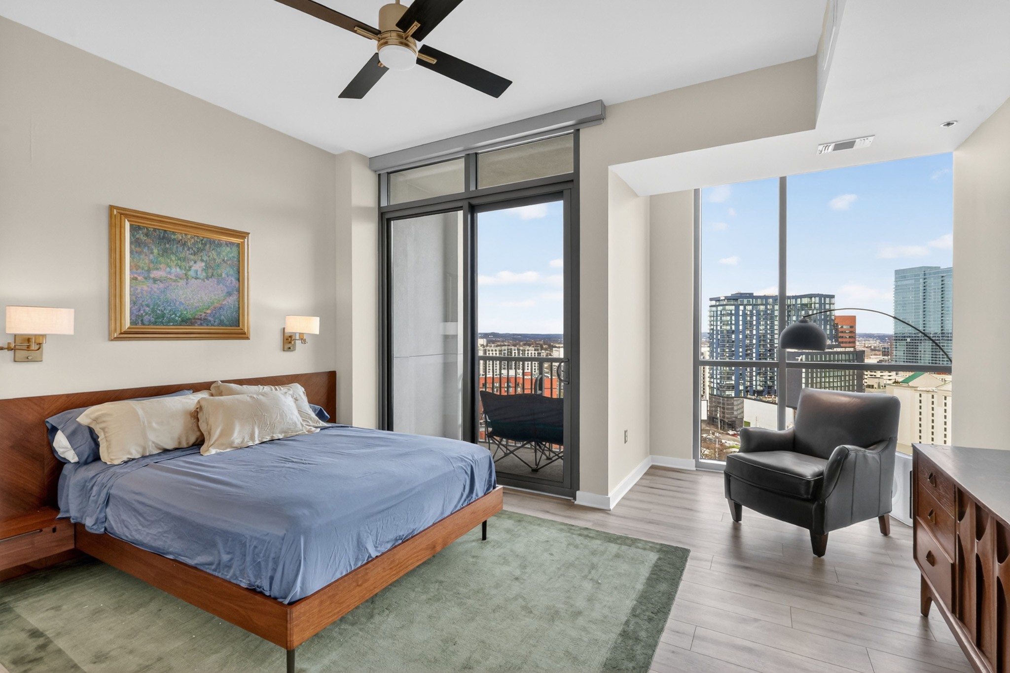 900 20th Ave, S Unit: 1601