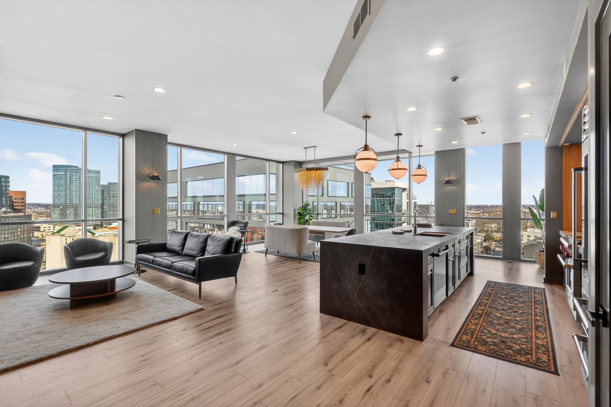 900 20th Ave, S Unit: 1601